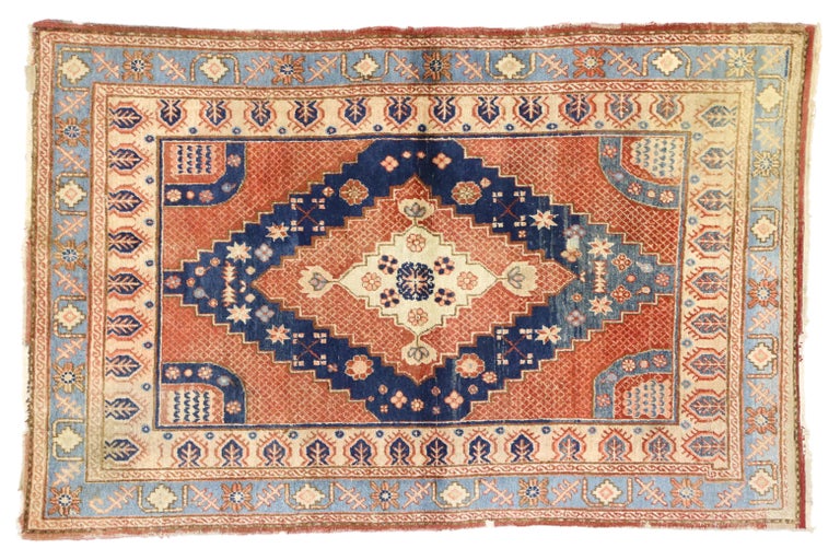 British Colonial Style Antique Persian Hamadan Rug, Entry or Foyer Rug