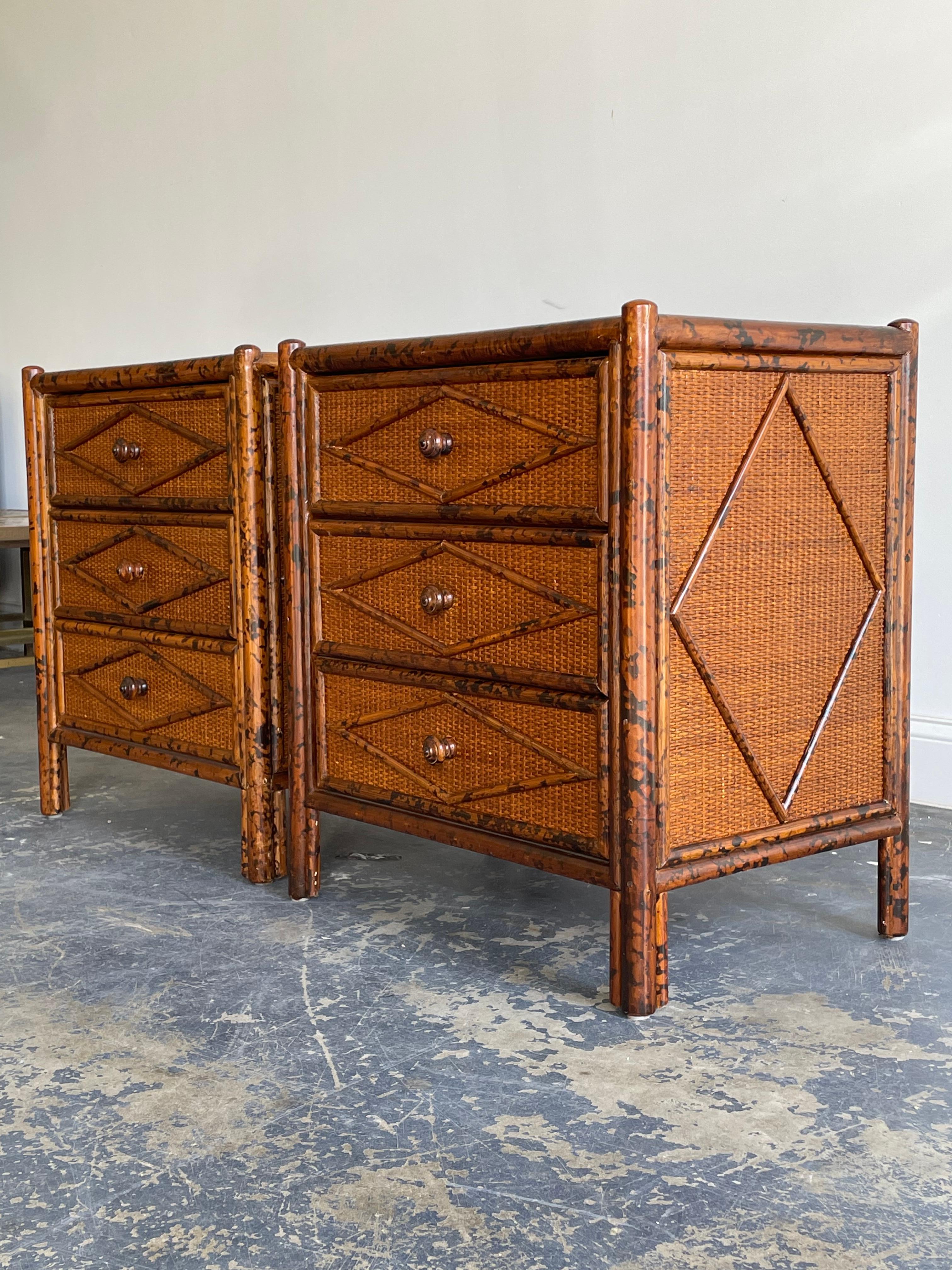 colonial style nightstands