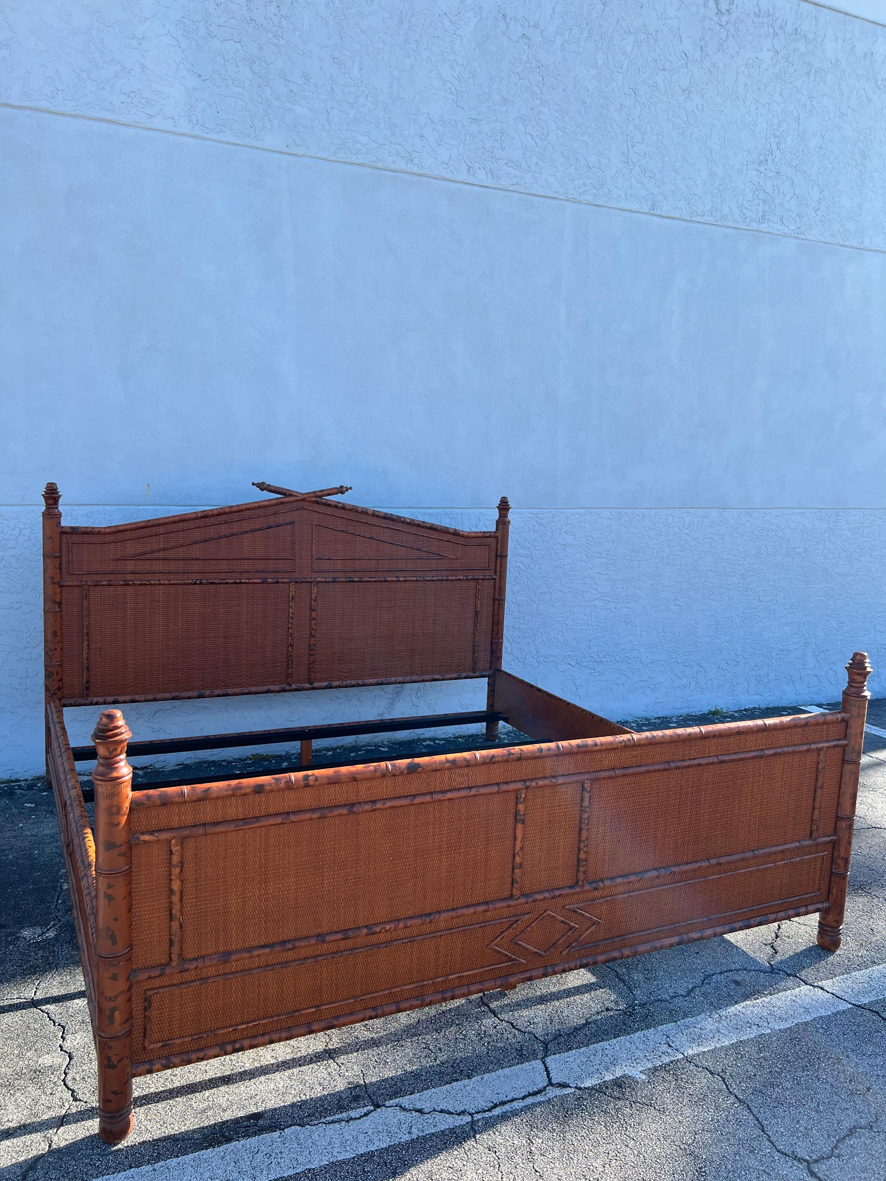 British Colonial Style Burnt Bamboo and Cane King Size Bed Frame In Good Condition In West Palm Beach, FL