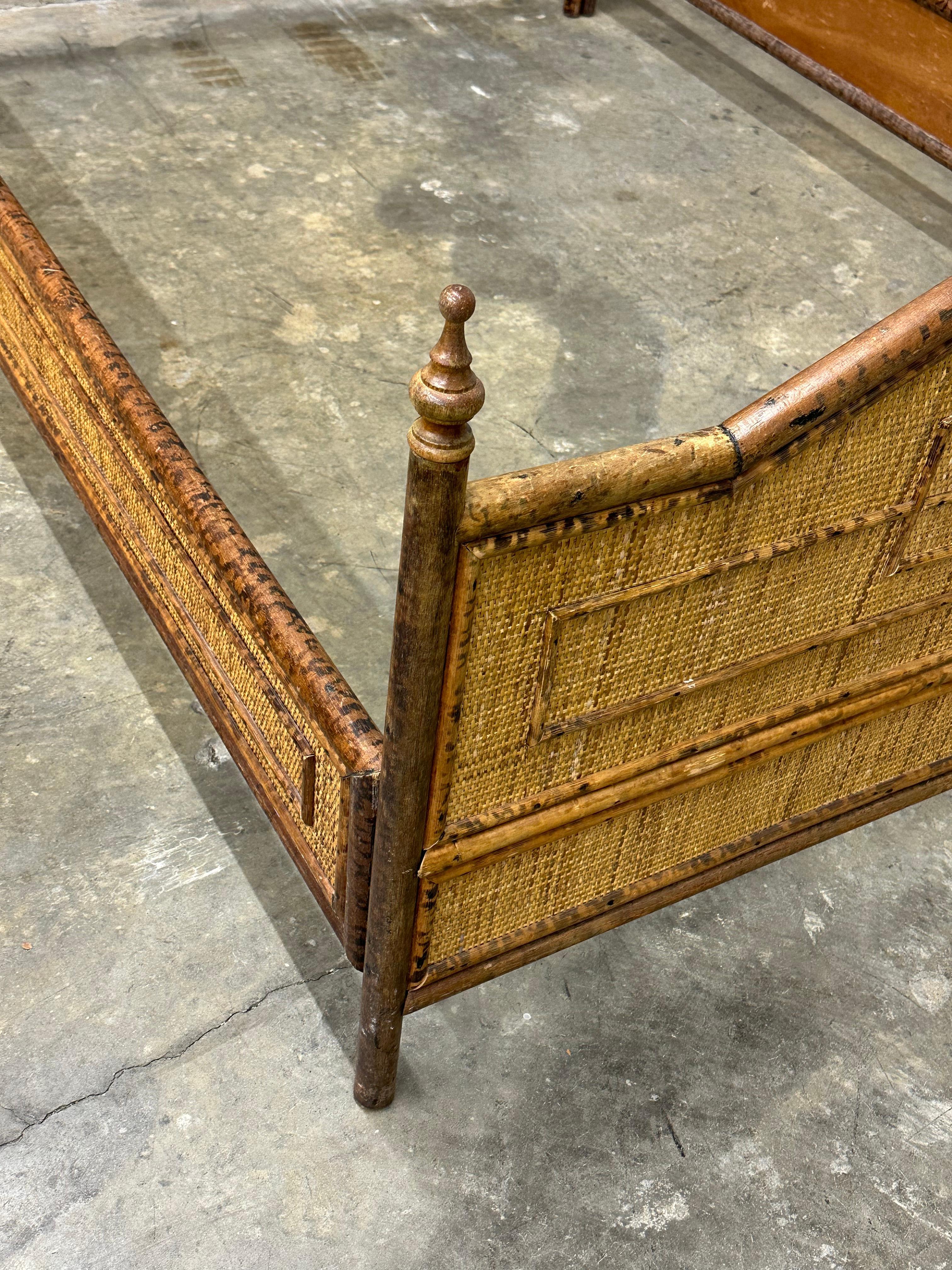 British Colonial Style Burnt Bamboo and Cane Queen Bed Frame For Sale 3