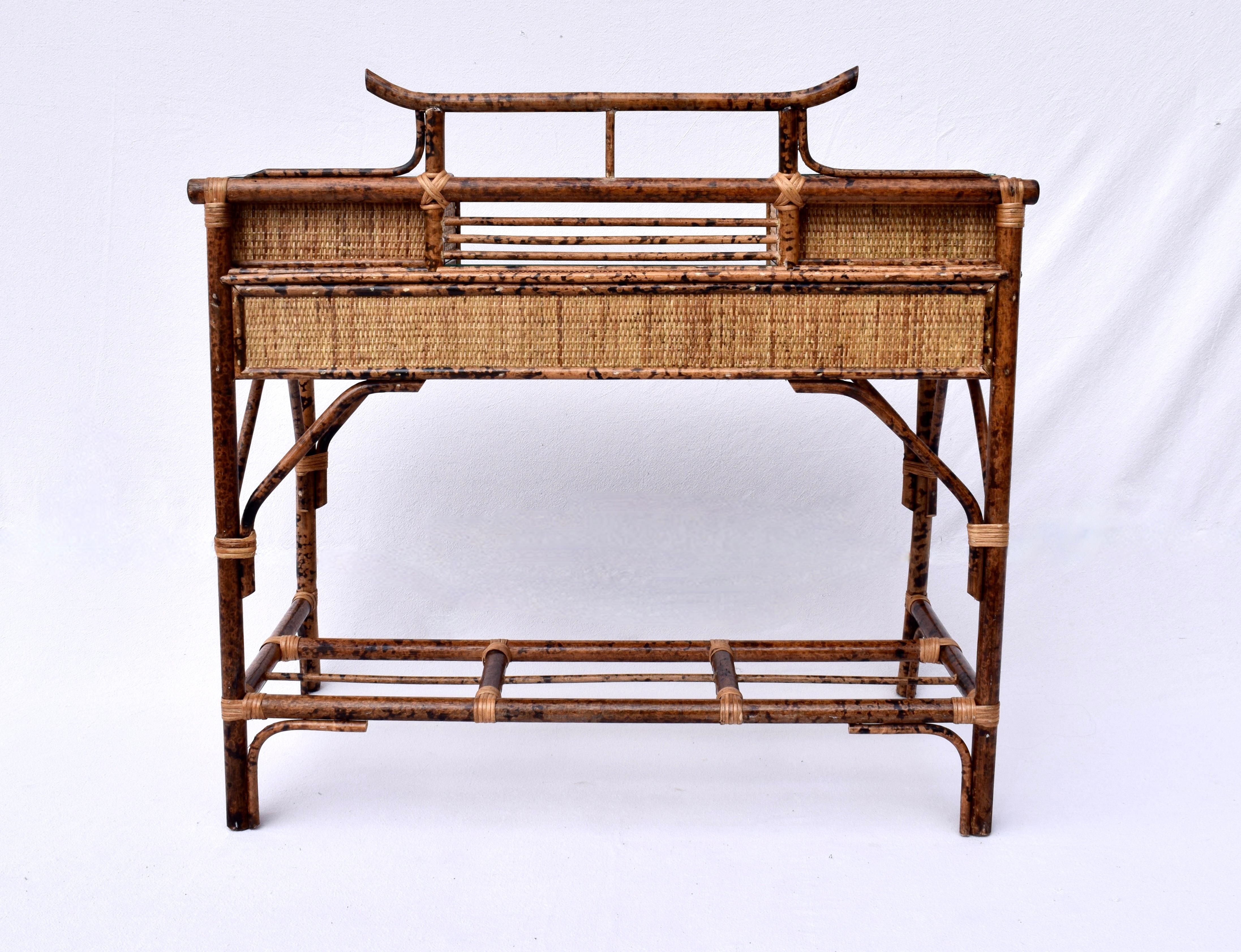 British Colonial Style Burnt Tortoise Bamboo and Grass Cloth Desk Set For Sale 3