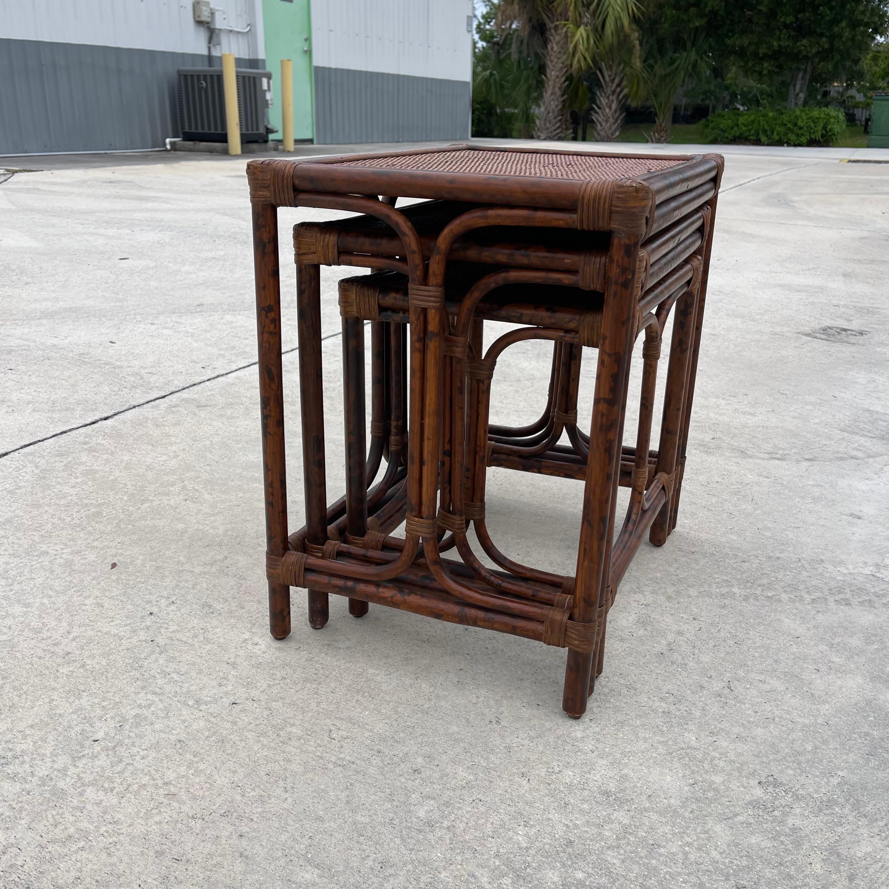 British Colonial Style Burnt Tortoise Rattan Bamboo Nesting Side Tables, Set 3 7