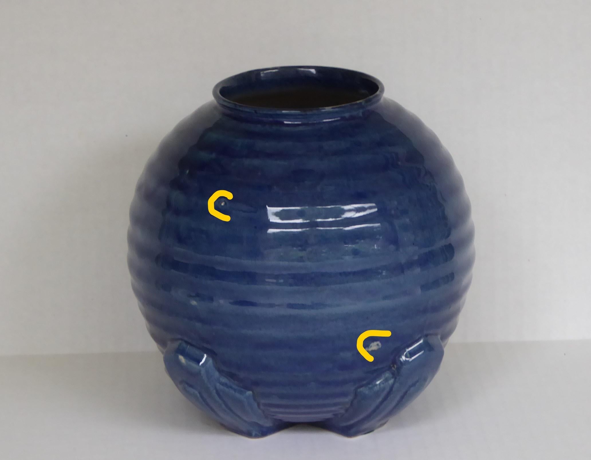 English British Deco 1940s Bulbous Ribbed Ceramic Vase, England