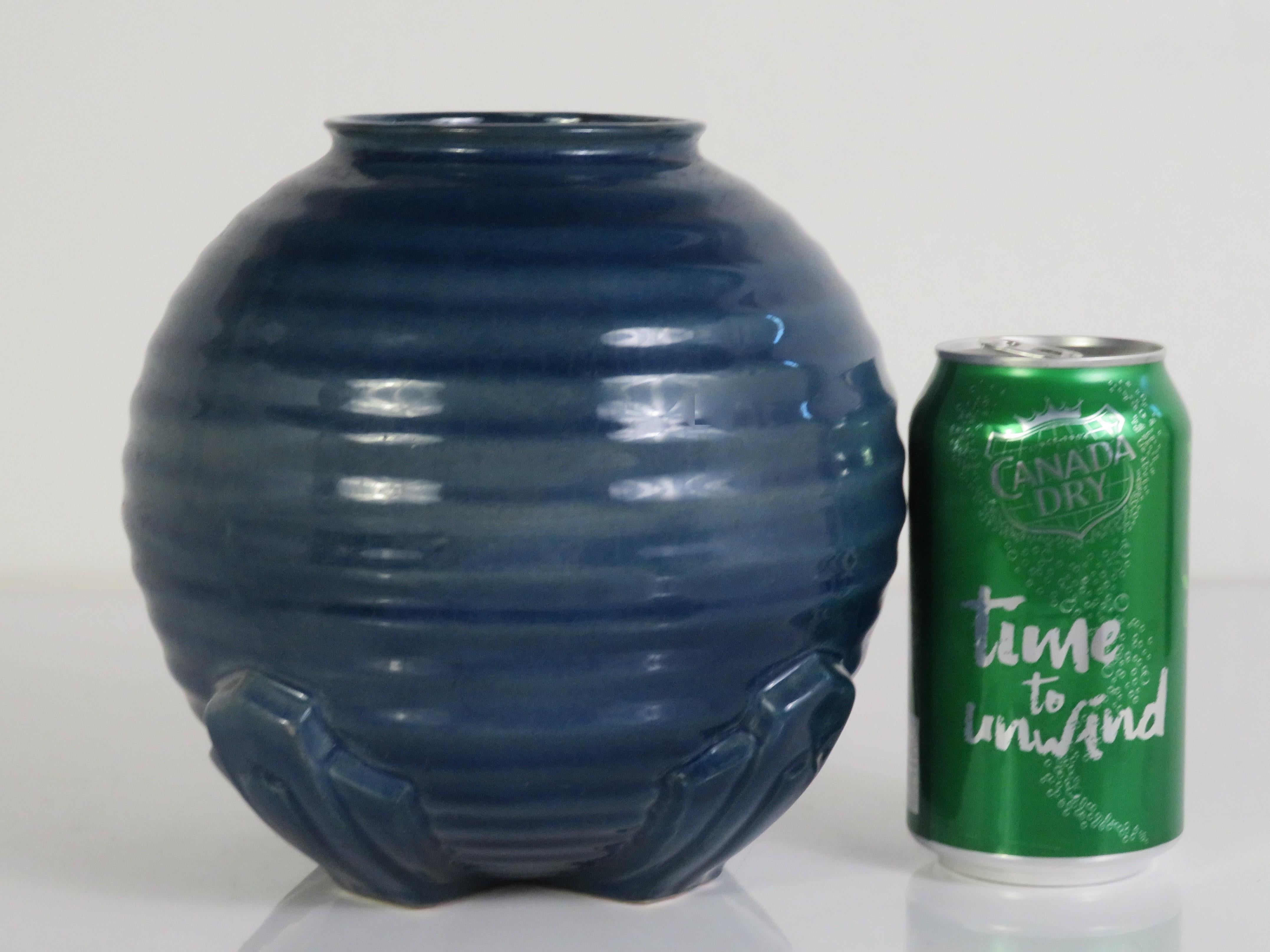 Art Deco British Deco 1940s Bulbous Ribbed Ceramic Vase, England