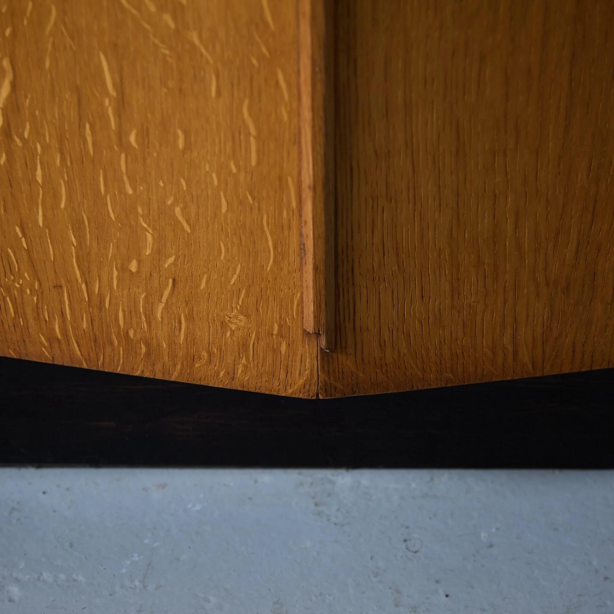 Metà XX secolo Credenza British Deco, anni '50 in vendita