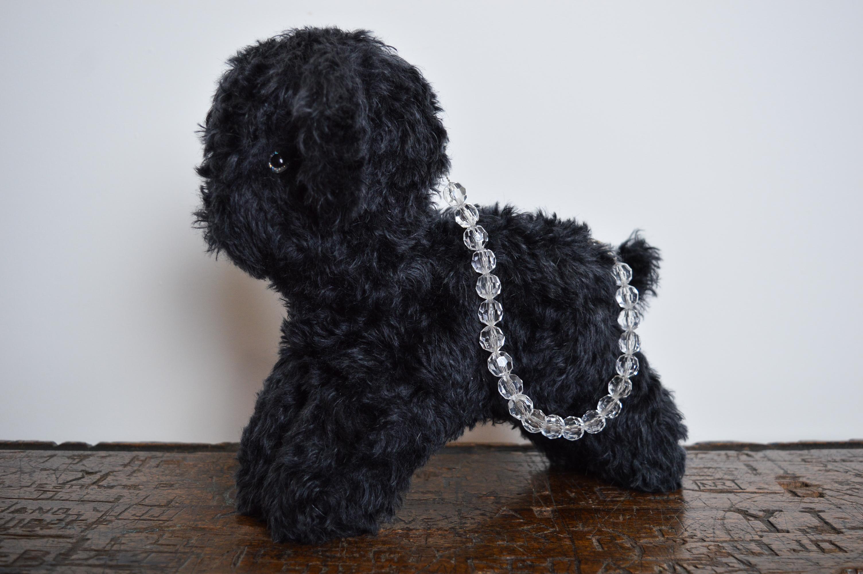 British Designer Ashley Williams 'Claudia' Mohair Novelty Teddy Dog Mini Bag For Sale 1