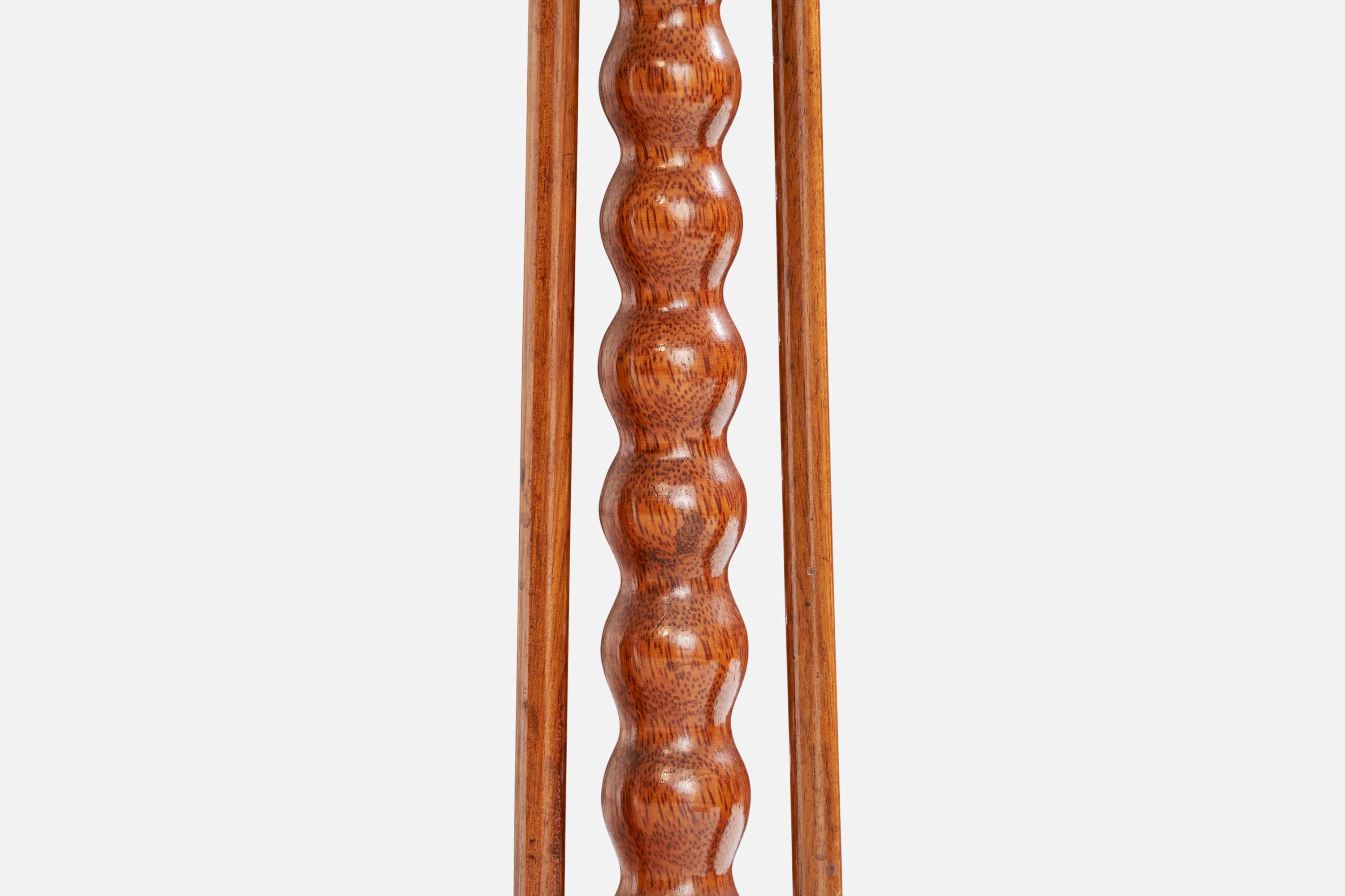 British Designer, Side Table, Mahogany, United Kingdom, 1900s 2