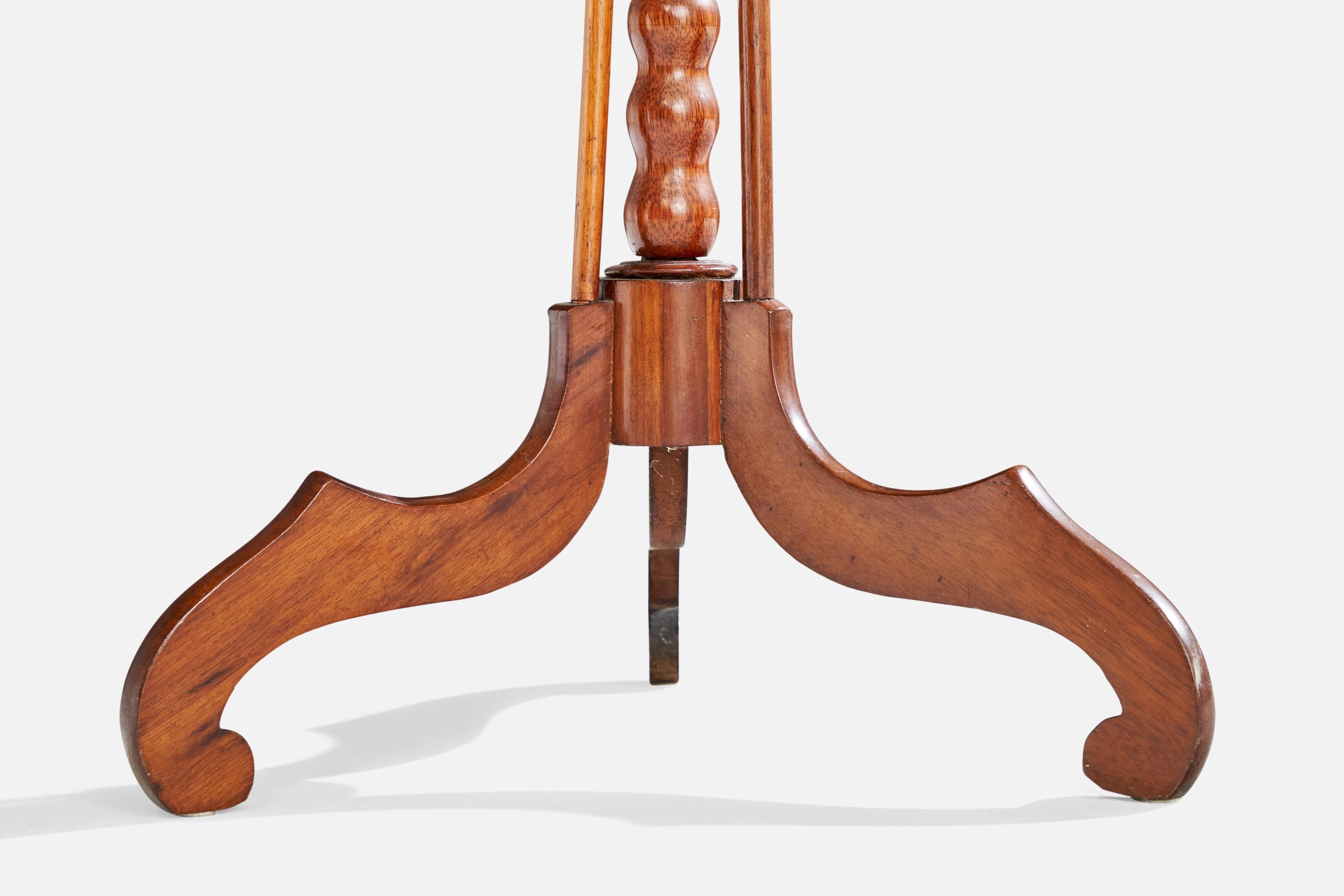 British Designer, Side Table, Mahogany, United Kingdom, 1900s 4
