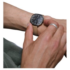 British Gents Square Quartz Watch 'Complimentary Extra Straps' (bracelet supplémentaire gratuit)