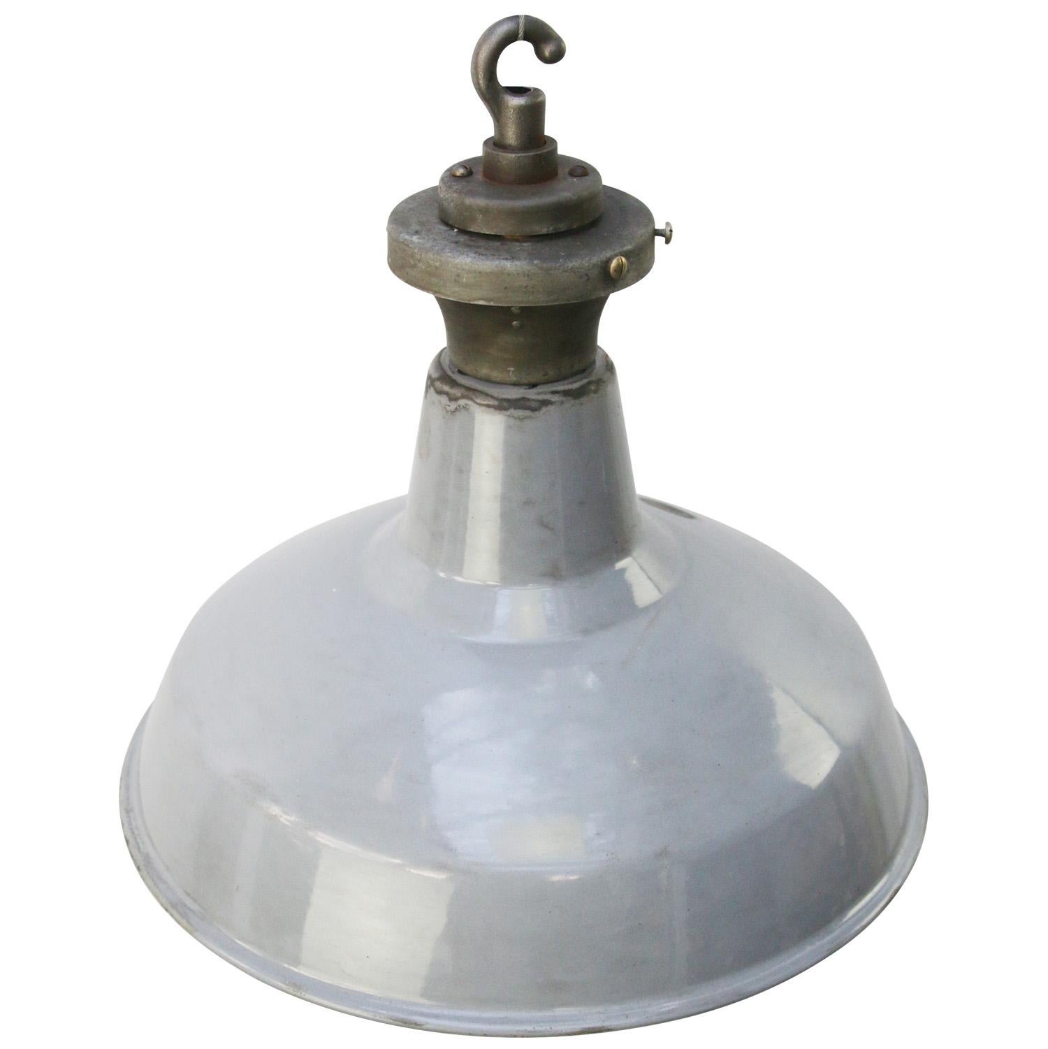 English vintage industrial classic. 
Gray enamel white interior. 

Weight: 1.80 kg / 4 lb

Priced per individual item. All lamps have been made suitable by international standards for incandescent light bulbs, energy-efficient and LED bulbs.