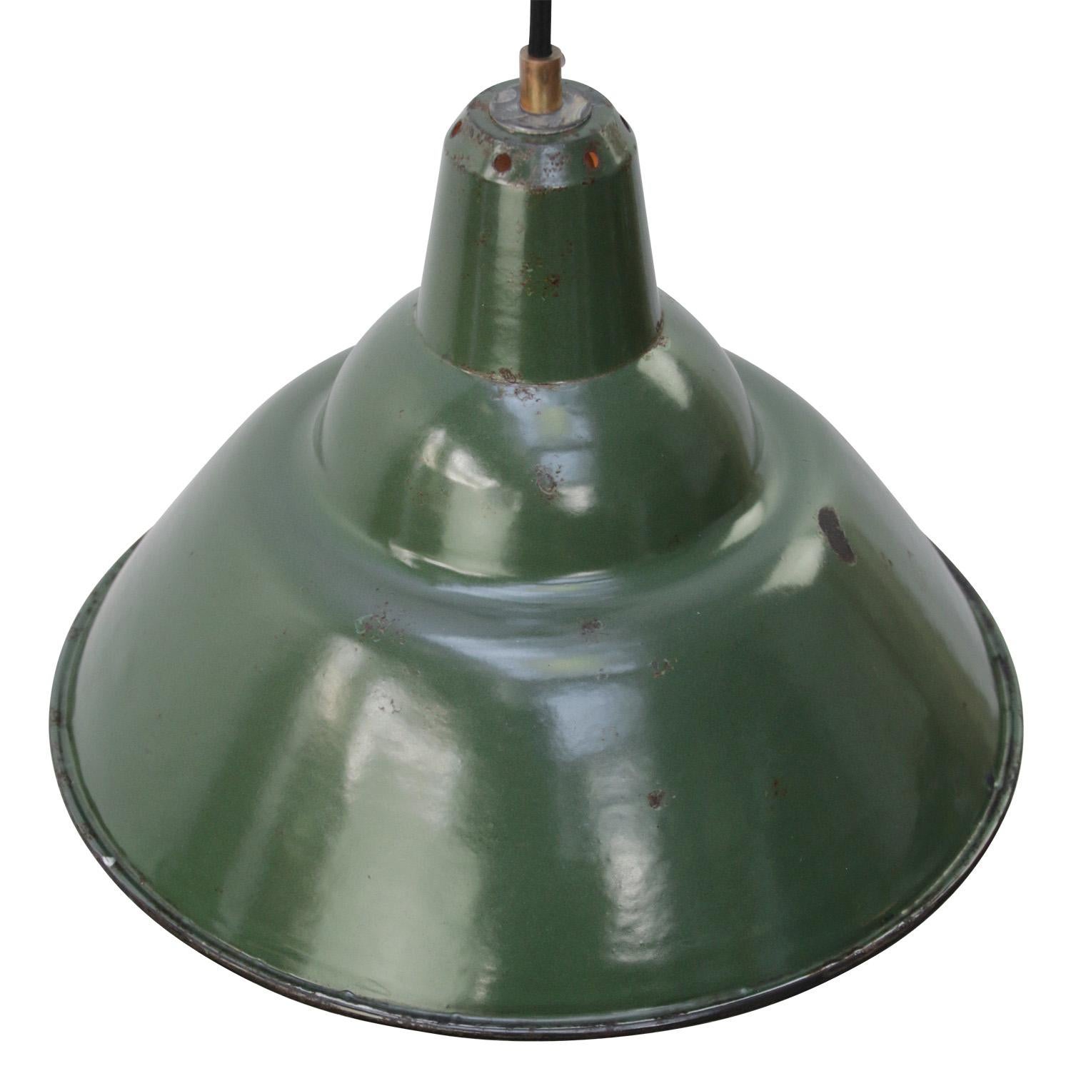 British warehouse, industrial pendant.
Thick dark green enamel shade with white interior. 

Weight: 0.95 kg / 2.1 lb.

Priced per individual item. All lamps have been made suitable by international standards for incandescent light bulbs,