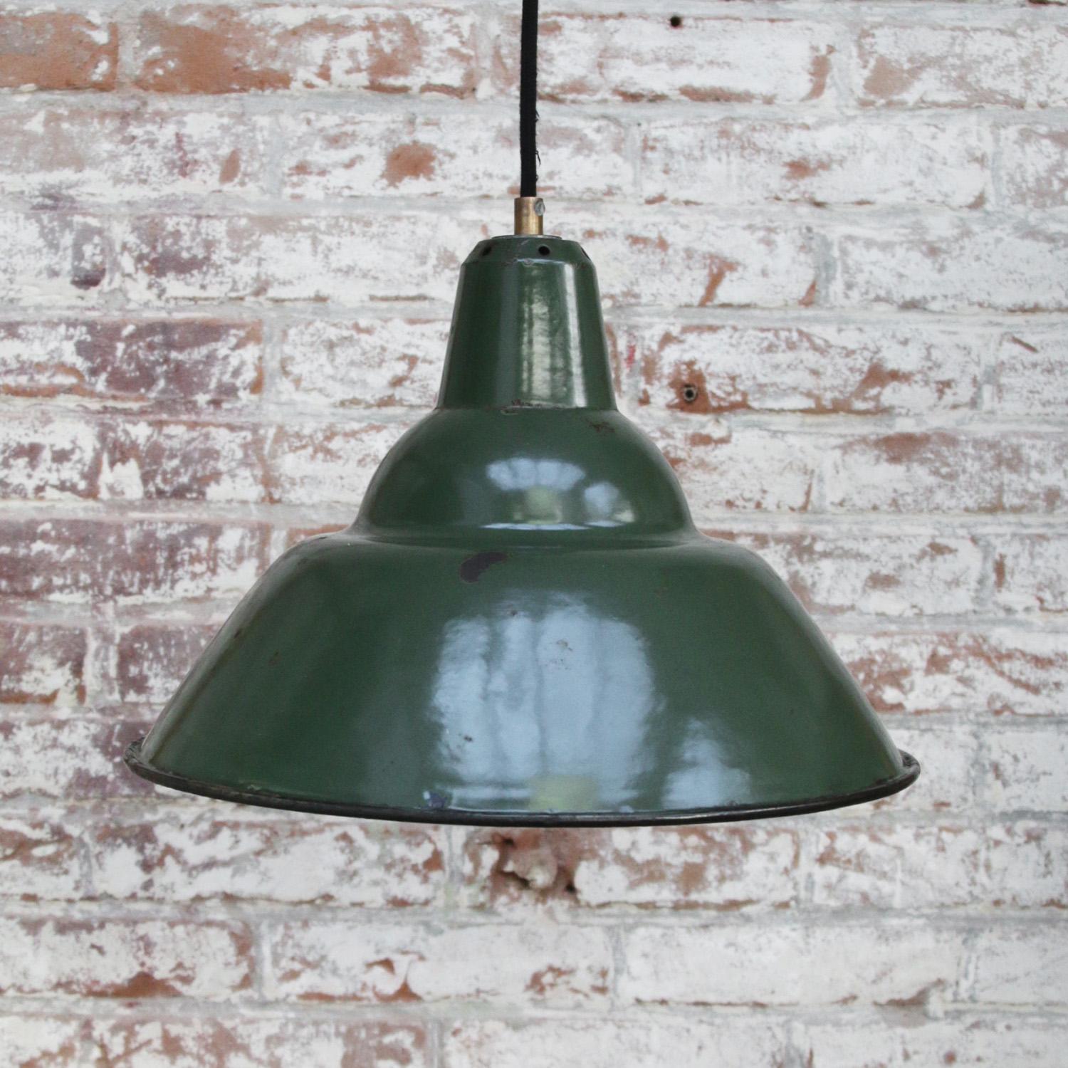 Mid-20th Century British Green Enamel Vintage Industrial Pendant Light For Sale