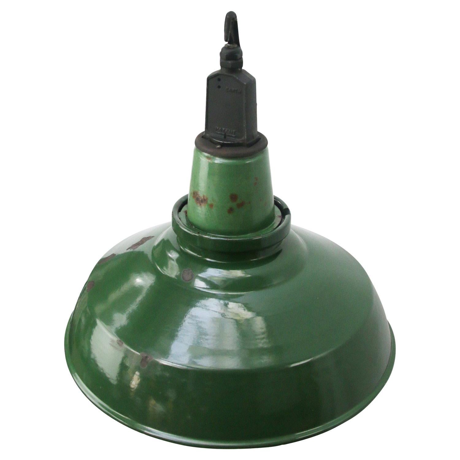 British vintage industrial hanging pendant. Green enamel with white interior. Metal top. 

Weight: 3.2 kg / 7.1 lb

Priced per individual item. All lamps have been made suitable by international standards for incandescent light bulbs,