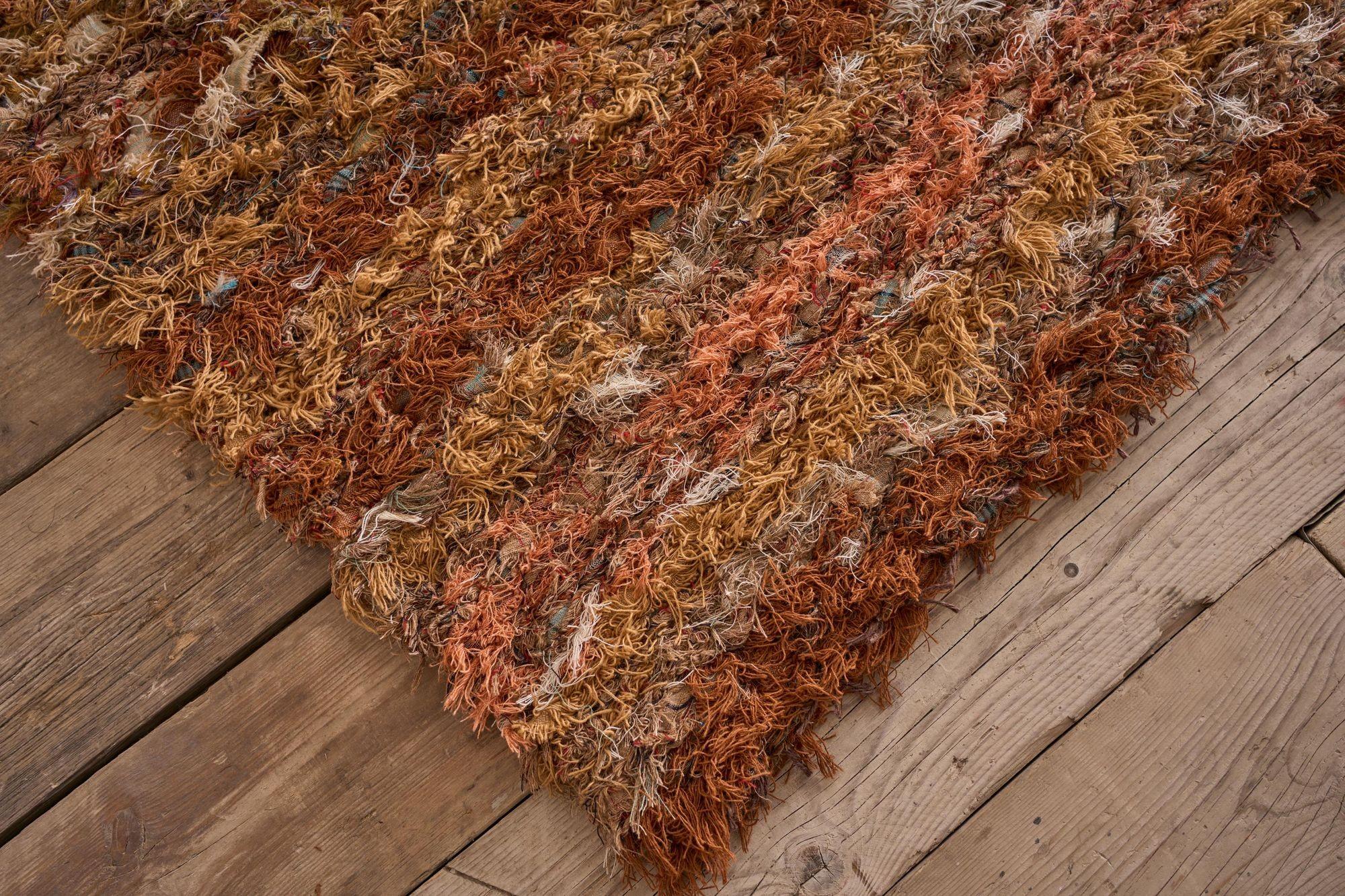 Contemporary British made Selvedge rug - orange and browns For Sale