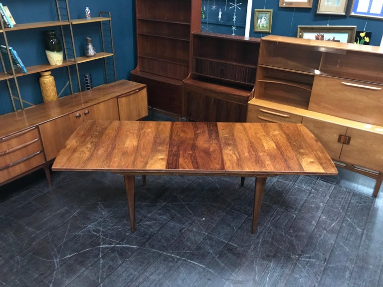 British Midcentury Extending Rosewood Dining Table by Alfred Cox For Sale 4