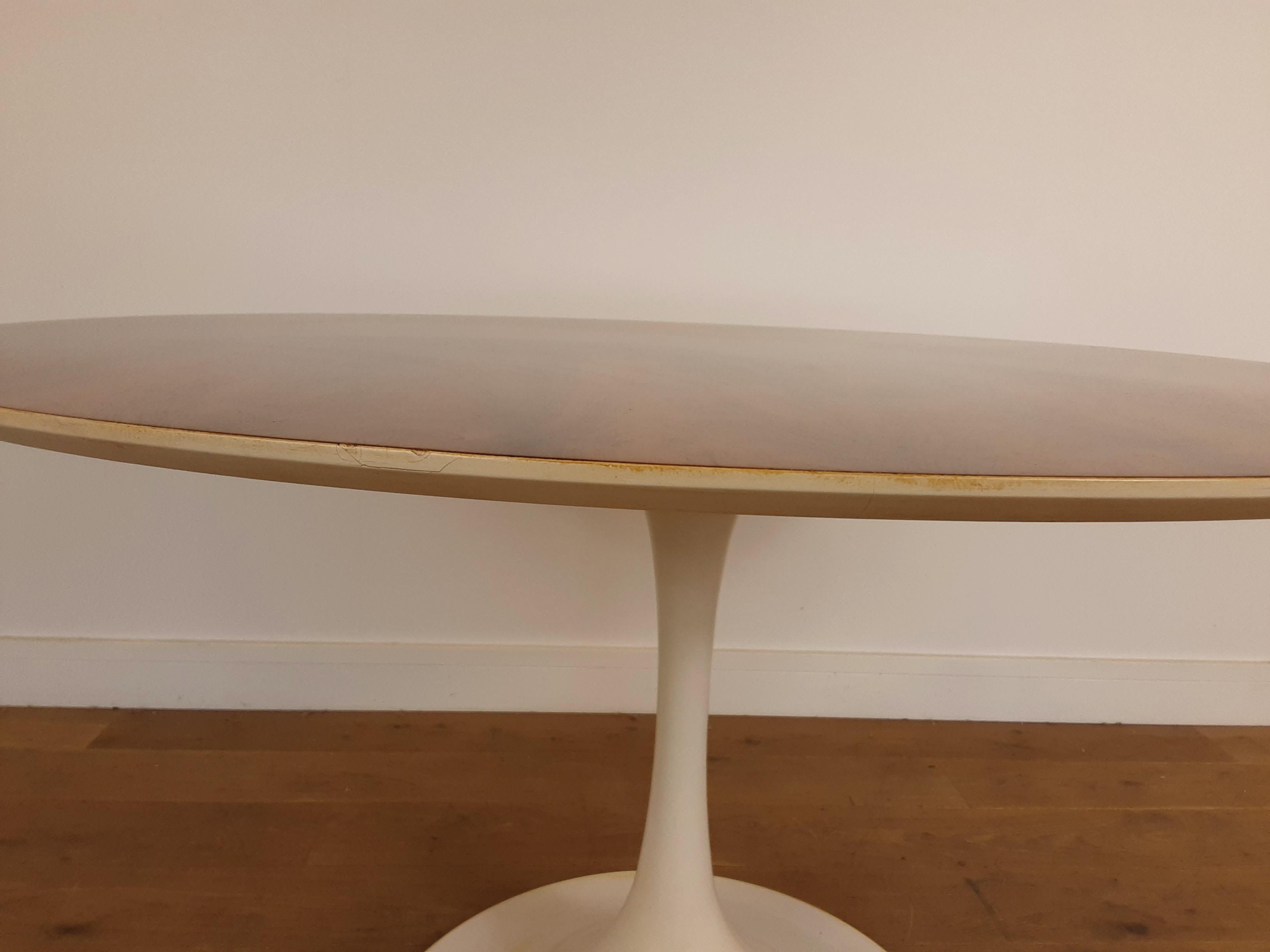 British Midcentury Rosewood Tulip Table For Sale 4
