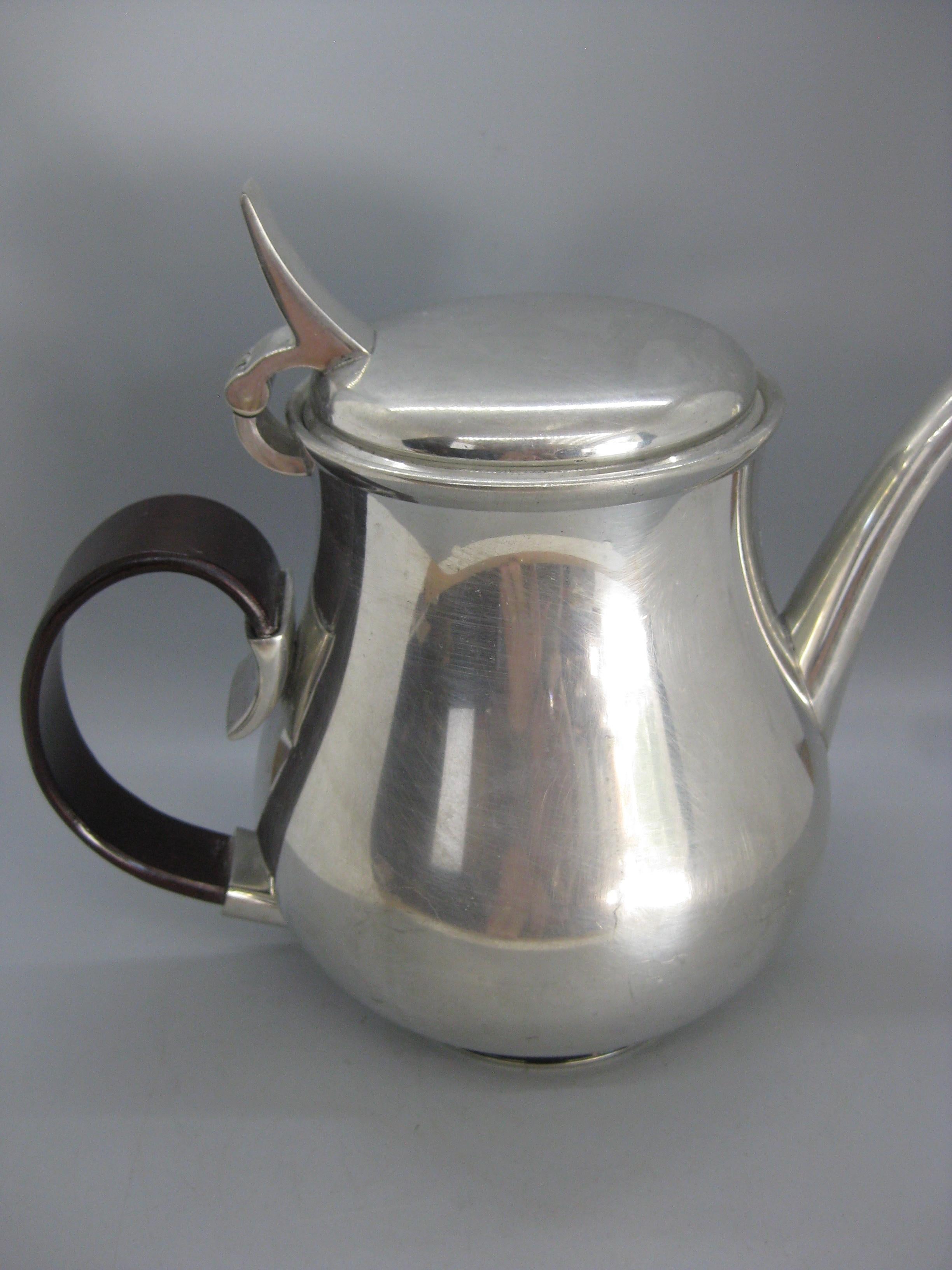 British Mid Century Royal Selangor Pewter & Rosewood Tea Pot By Gerald Benney For Sale 1