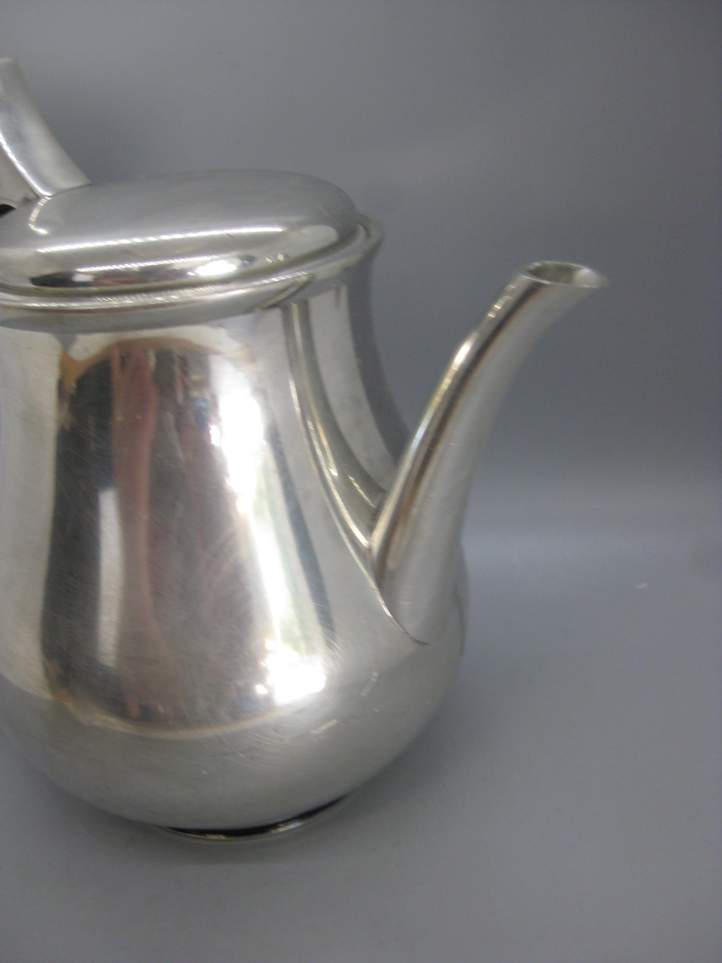 British Mid Century Royal Selangor Pewter & Rosewood Tea Pot By Gerald Benney For Sale 2