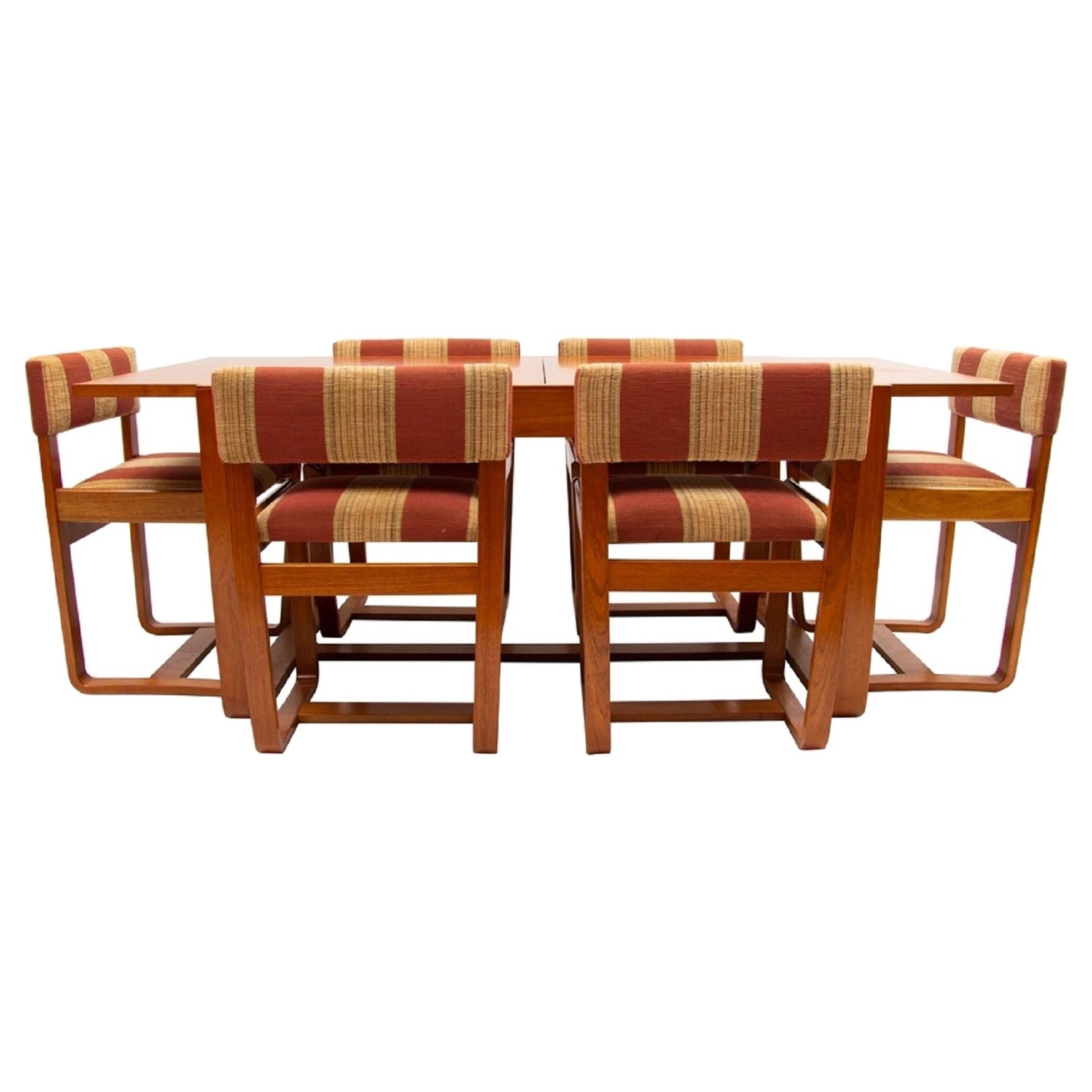 British Midcentury Extending Dining Table & 6 Chairs by Uniflex, c.1960 For Sale