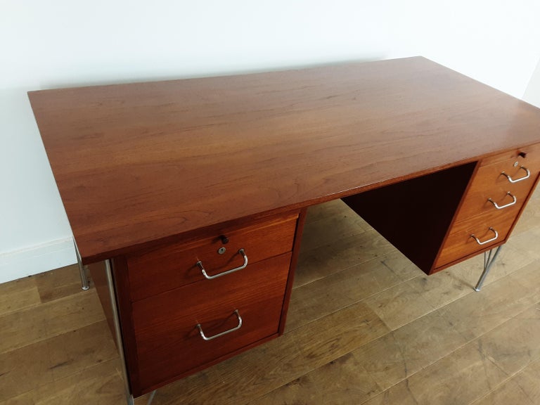 British Midcentury Teak Desk Designed by John and Sylvia Reid for Stag