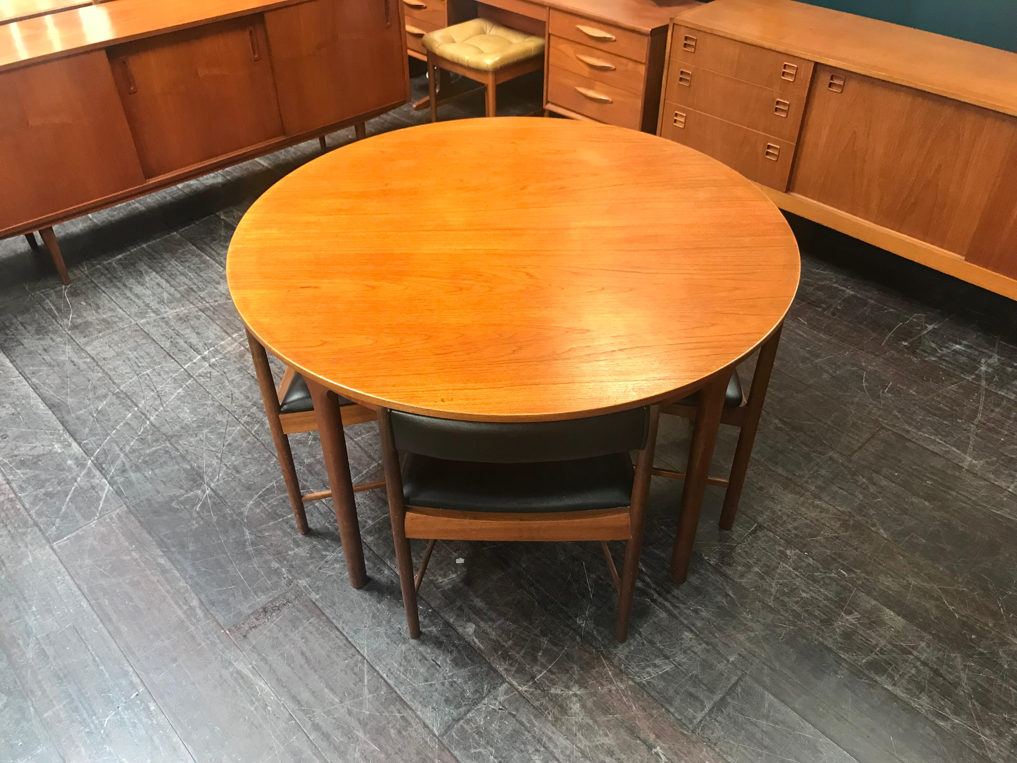 British Midcentury Teak Dining Set by Tom Robertson for A. H. McIntosh In Good Condition In Glasgow, GB