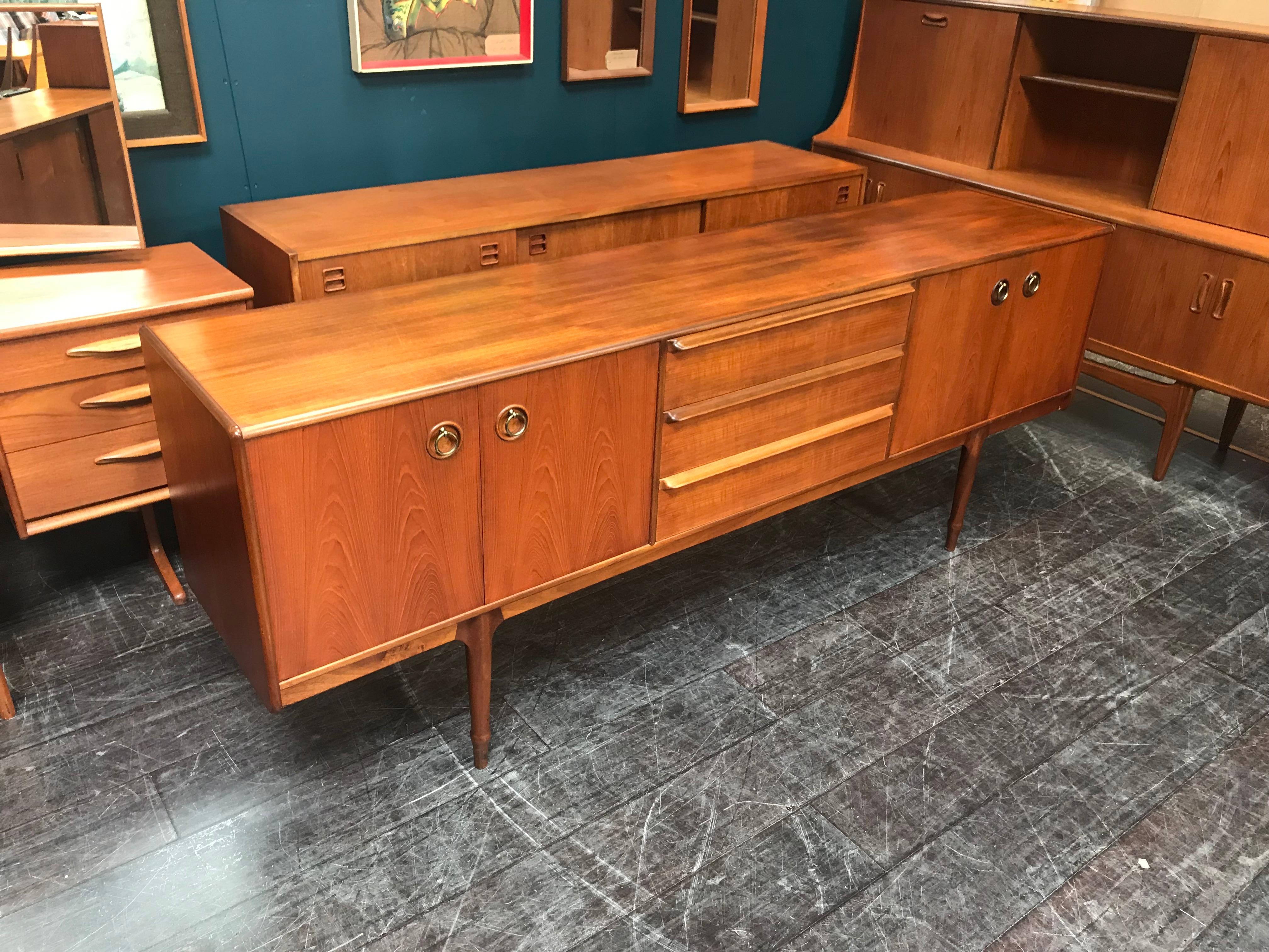 British Midcentury Teak Sideboard by Tom Robertson for A.H. McIntosh In Good Condition In Glasgow, GB