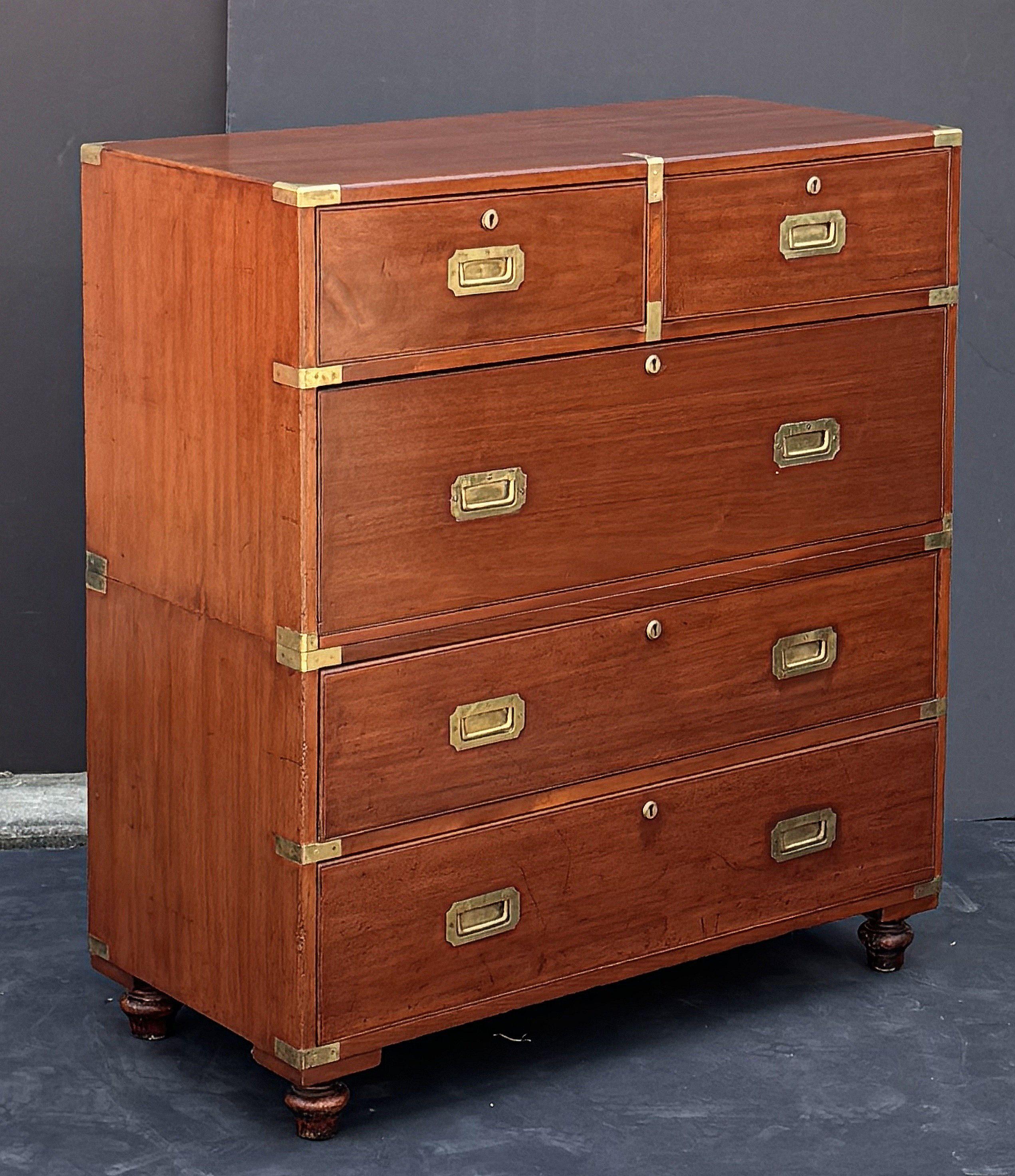 British Military Officer's Campaign Chest Dresser of Brass-Bound Mahogany In Good Condition For Sale In Austin, TX