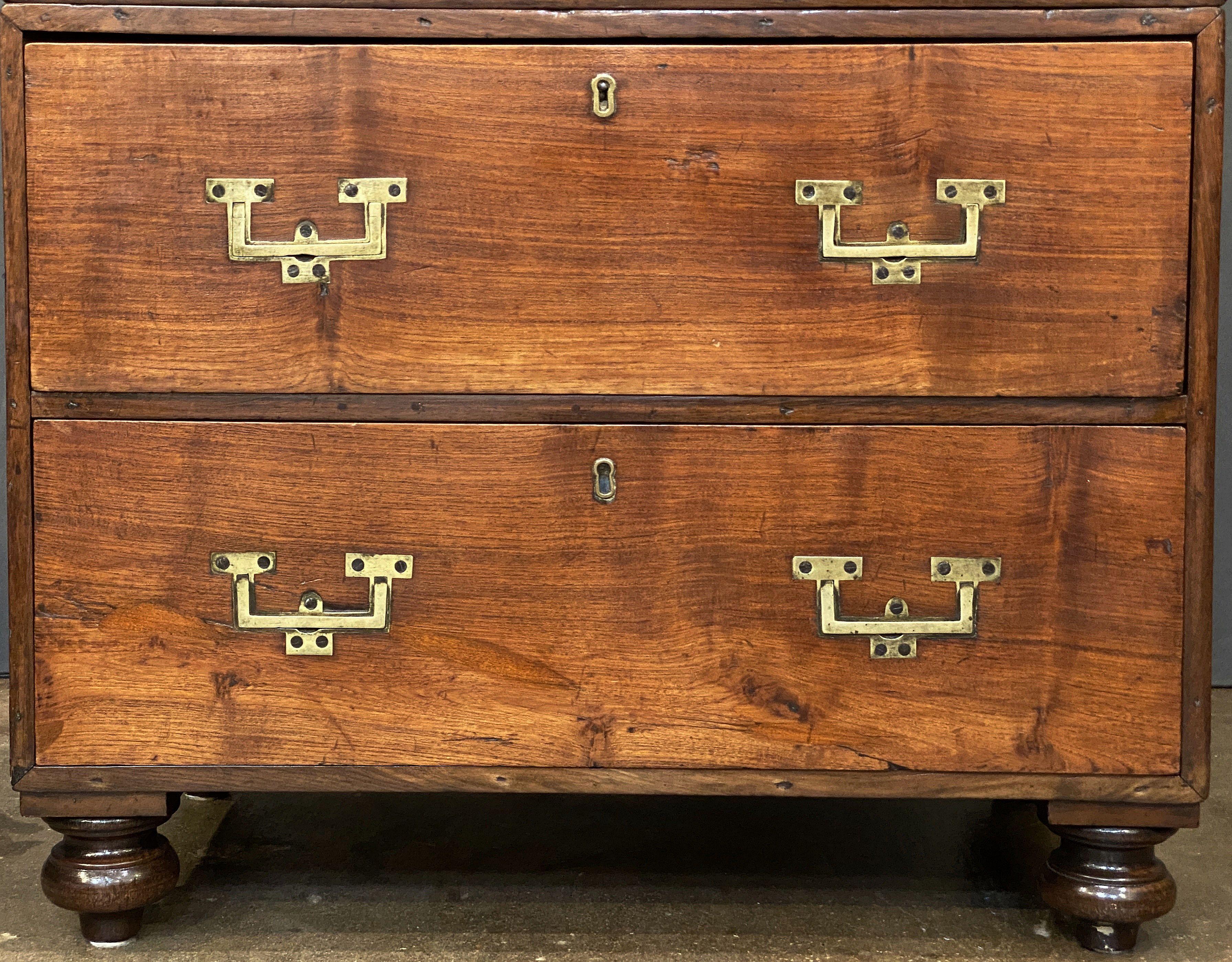 XIX secolo British Military Officer's Campaign Chest or Dresser of Brass-Bound Mahogany in vendita