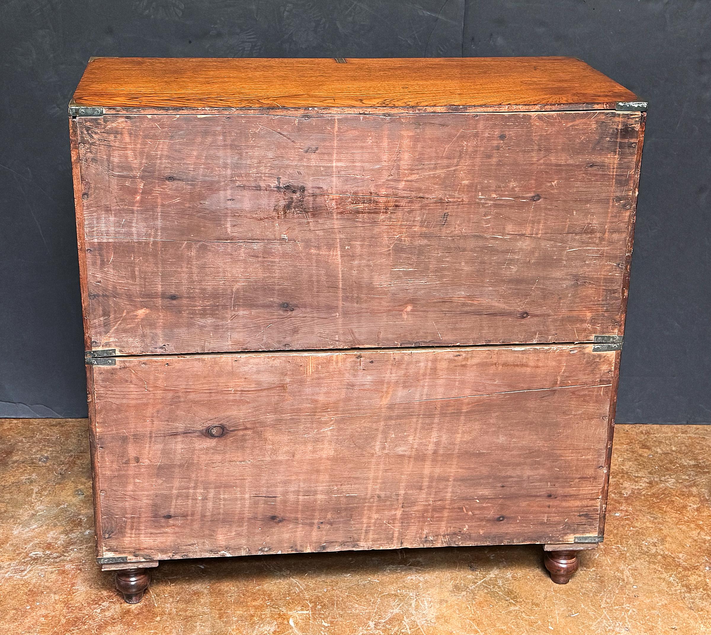 British Military Officer's Campaign Chest or Dresser of Brass-Bound Teak in vendita 5