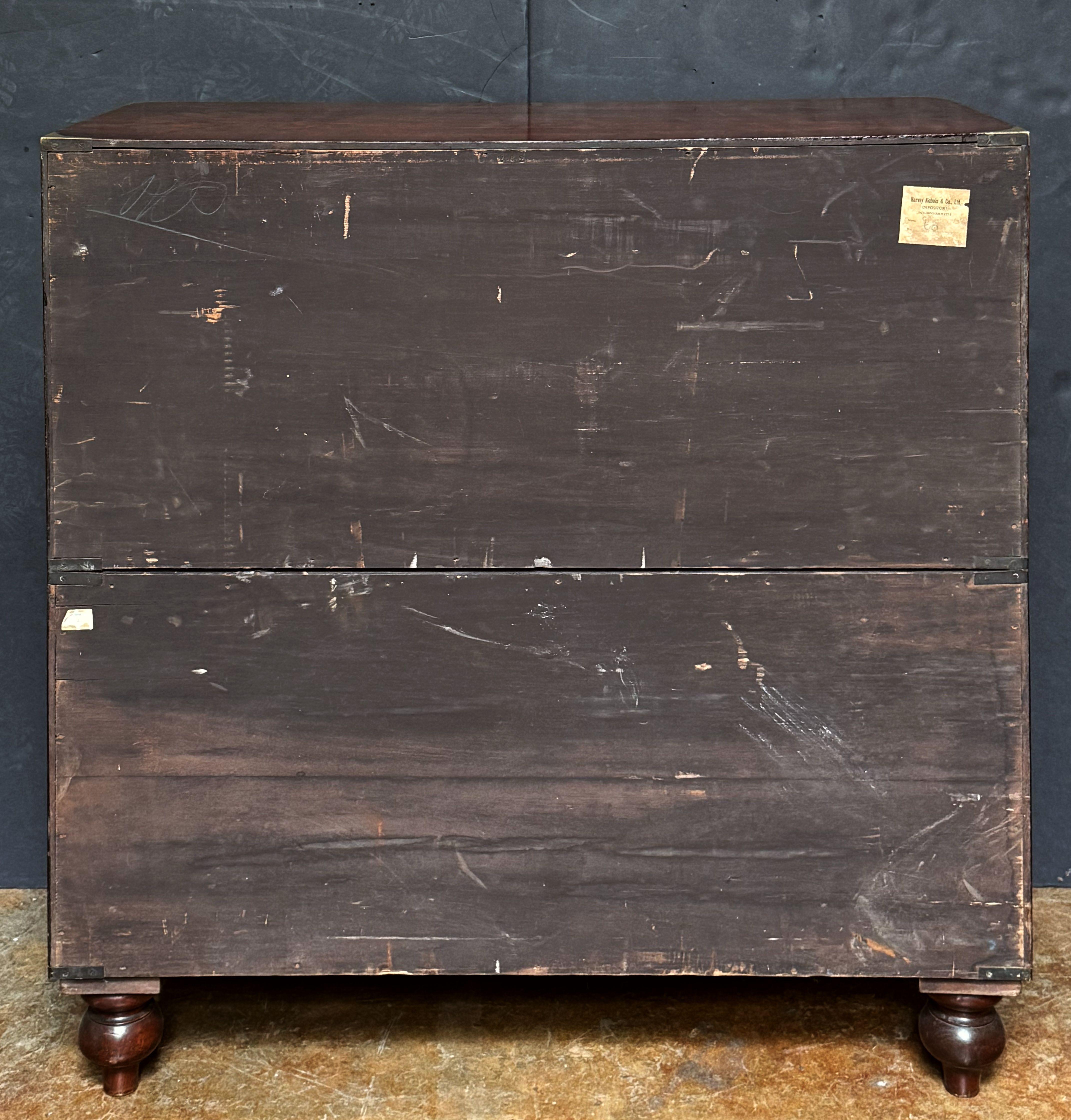 British Military Officer's Campaign Secretary Chest of Brass-Bound Wood in vendita 4