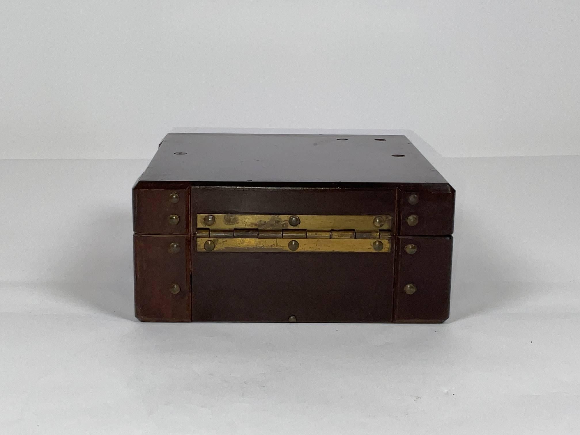 Cercle d'azimut militaire britannique de la Seconde Guerre mondiale dans sa boîte en vente 1