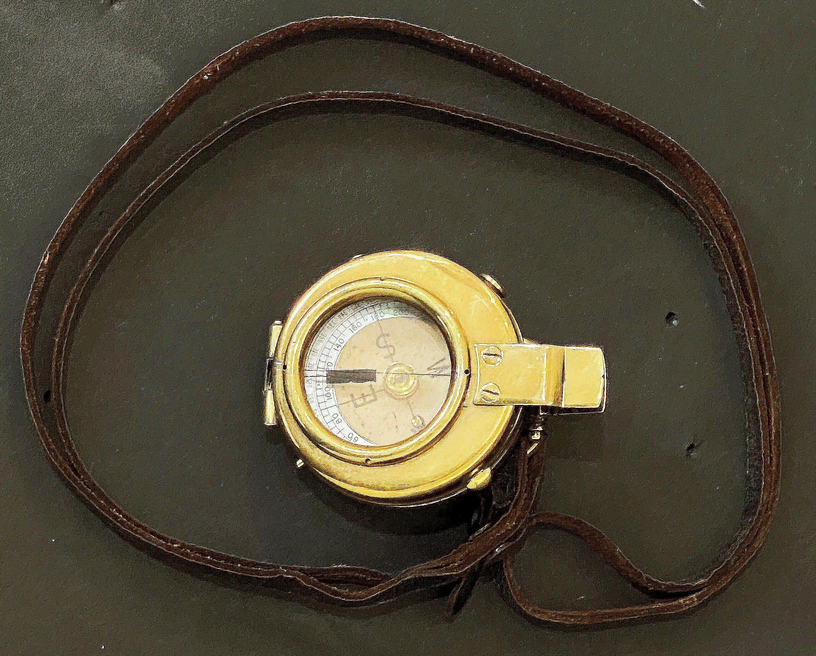 British Militray Officer's WWI Marconi Marching Compass with Lanyard Strap 1