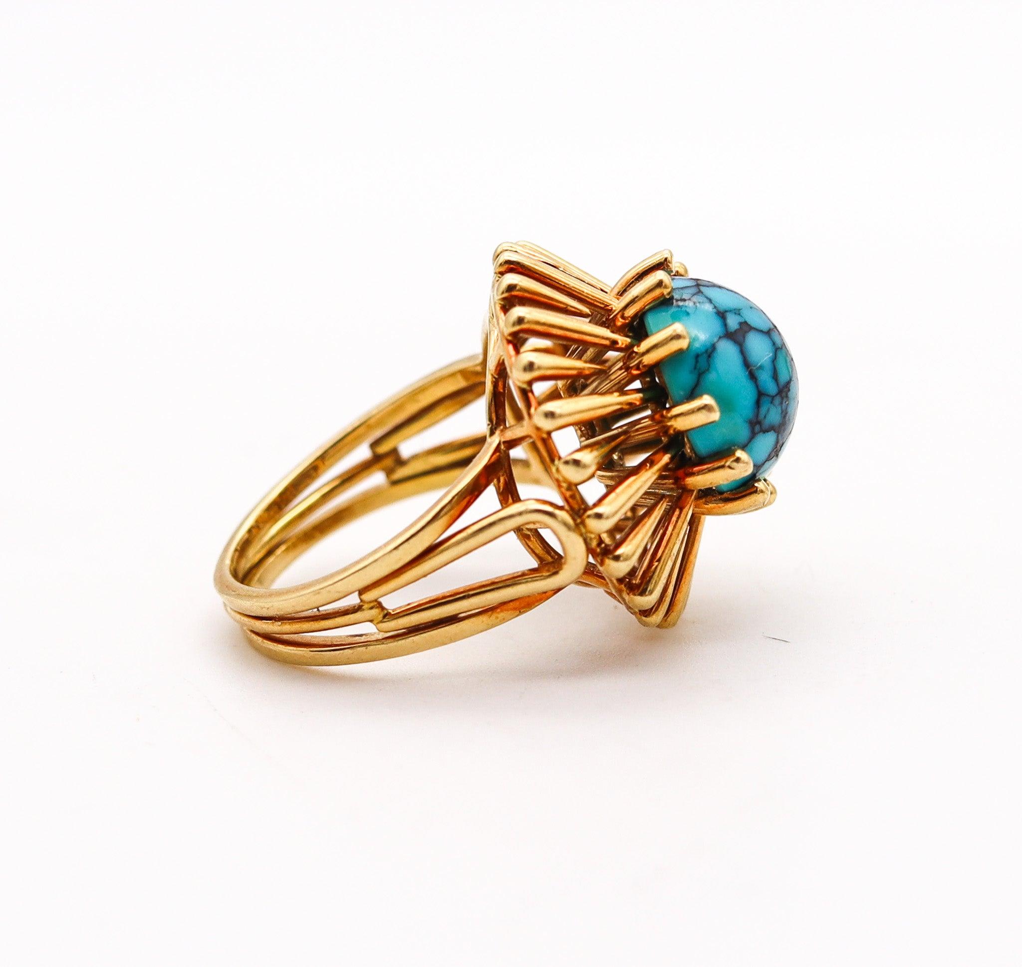 BRITISH MODERNISM Geometric Cocktail Ring In 18Kt Yellow Gold With Chrysocolla In Excellent Condition For Sale In Miami, FL