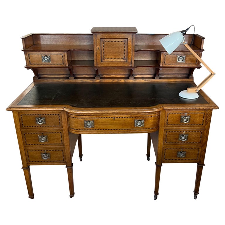 British Oak Arts and Crafts Desk For Sale at 1stDibs