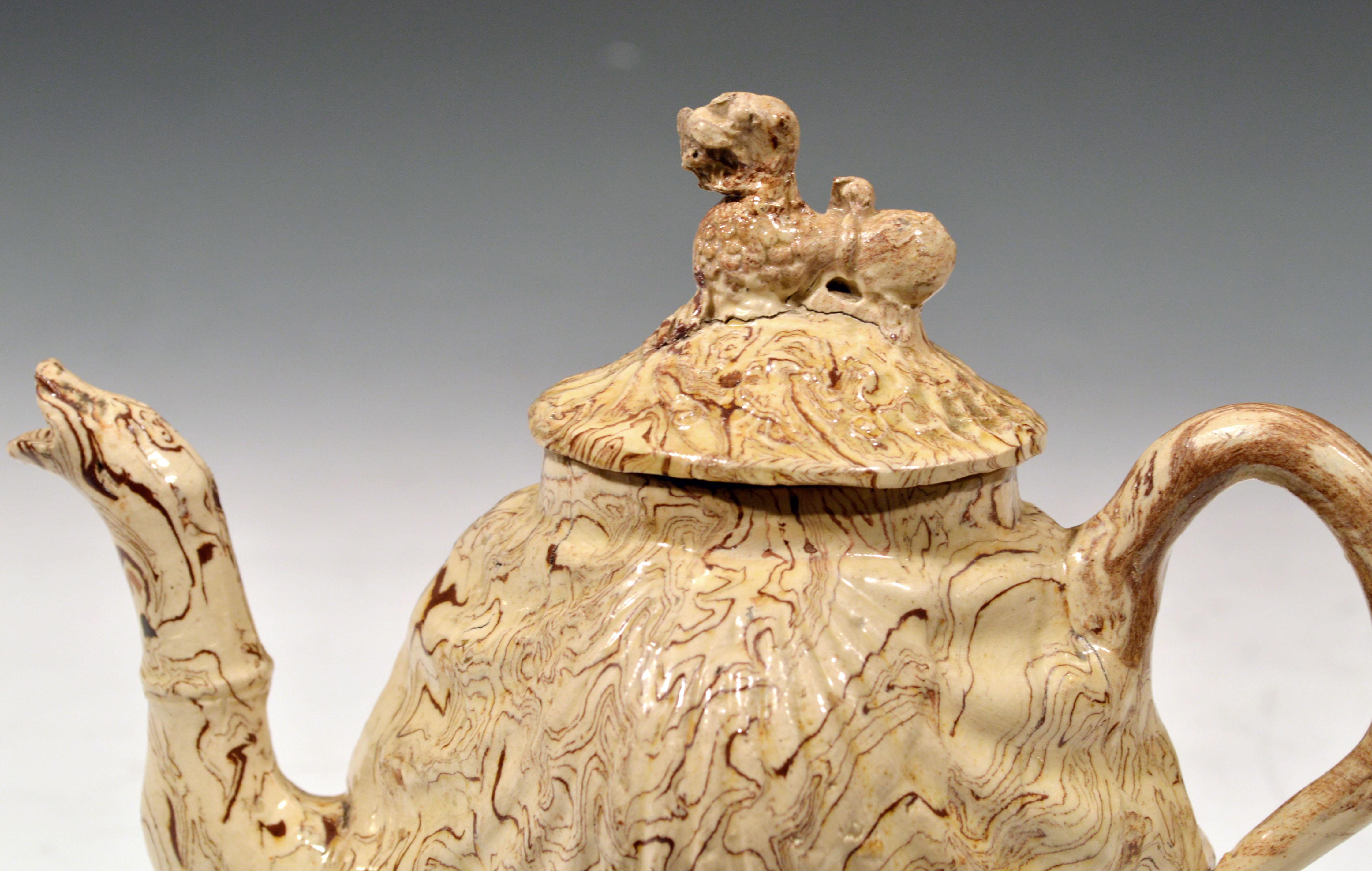 Creamware British Pottery Solid Agate Pecten Shell Teapot and Cover, circa 1755-1760