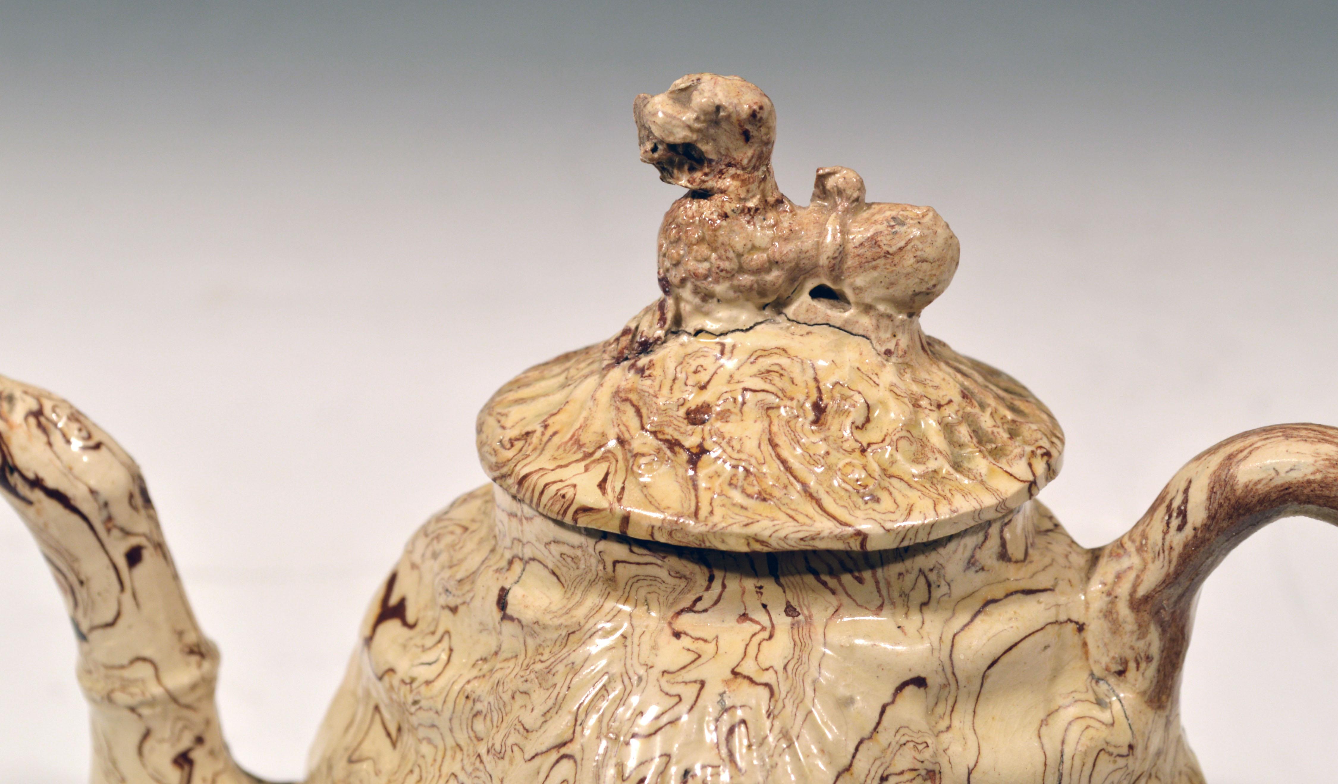 British Pottery Solid Agate Pecten Shell Teapot and Cover, circa 1755-1760 1