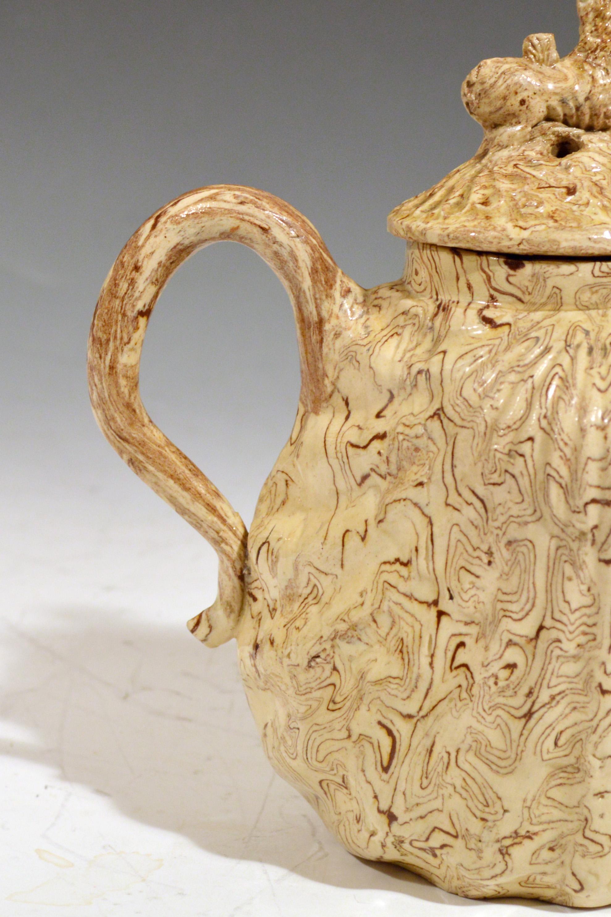 English British Pottery Solid Agate Pecten Shell Teapot and Cover, circa 1755-1760