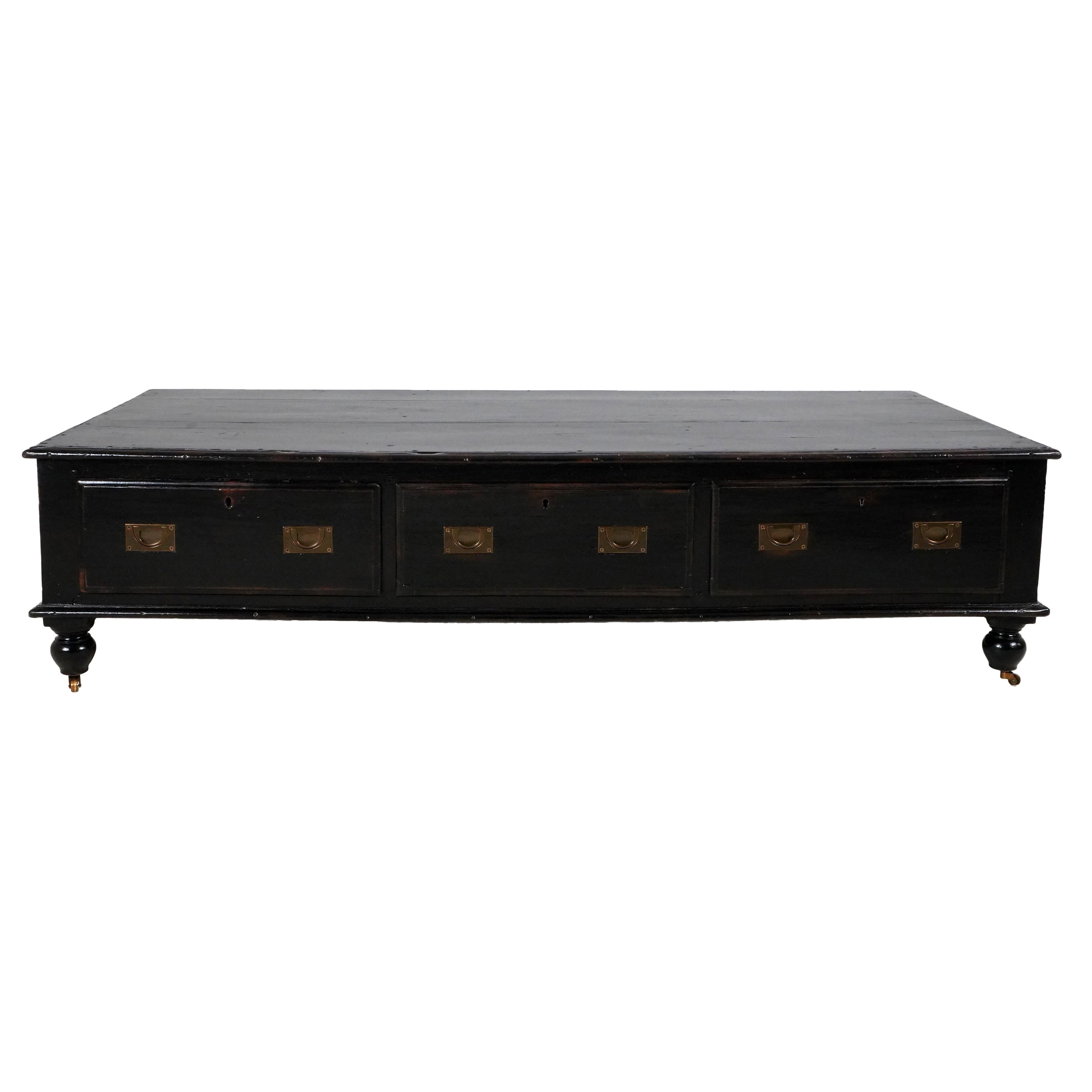 British Raj Indian Daybed
