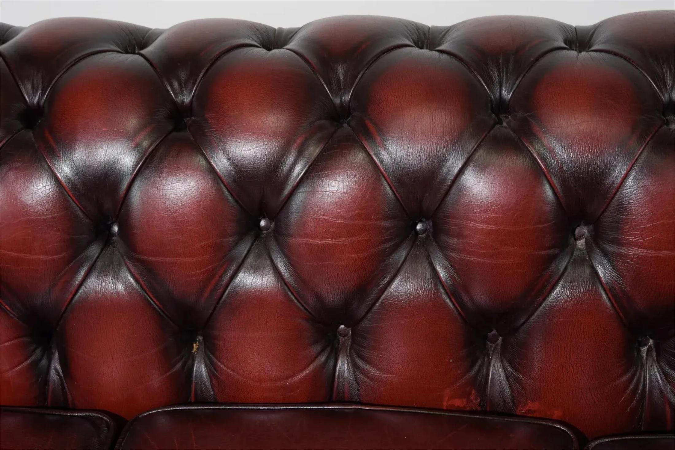 British, Red Leather, Button Tufted, 3- Seater, From England, Chesterfield Sofa! In Good Condition In Austin, TX