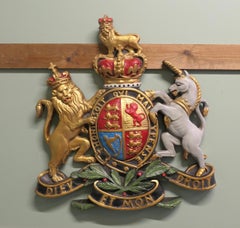 British Royal Coat of Arms Wall Plaque This is a Large scale piece