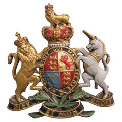 British Royal Coat of Arms Wall Plaque This is a Large scale piece