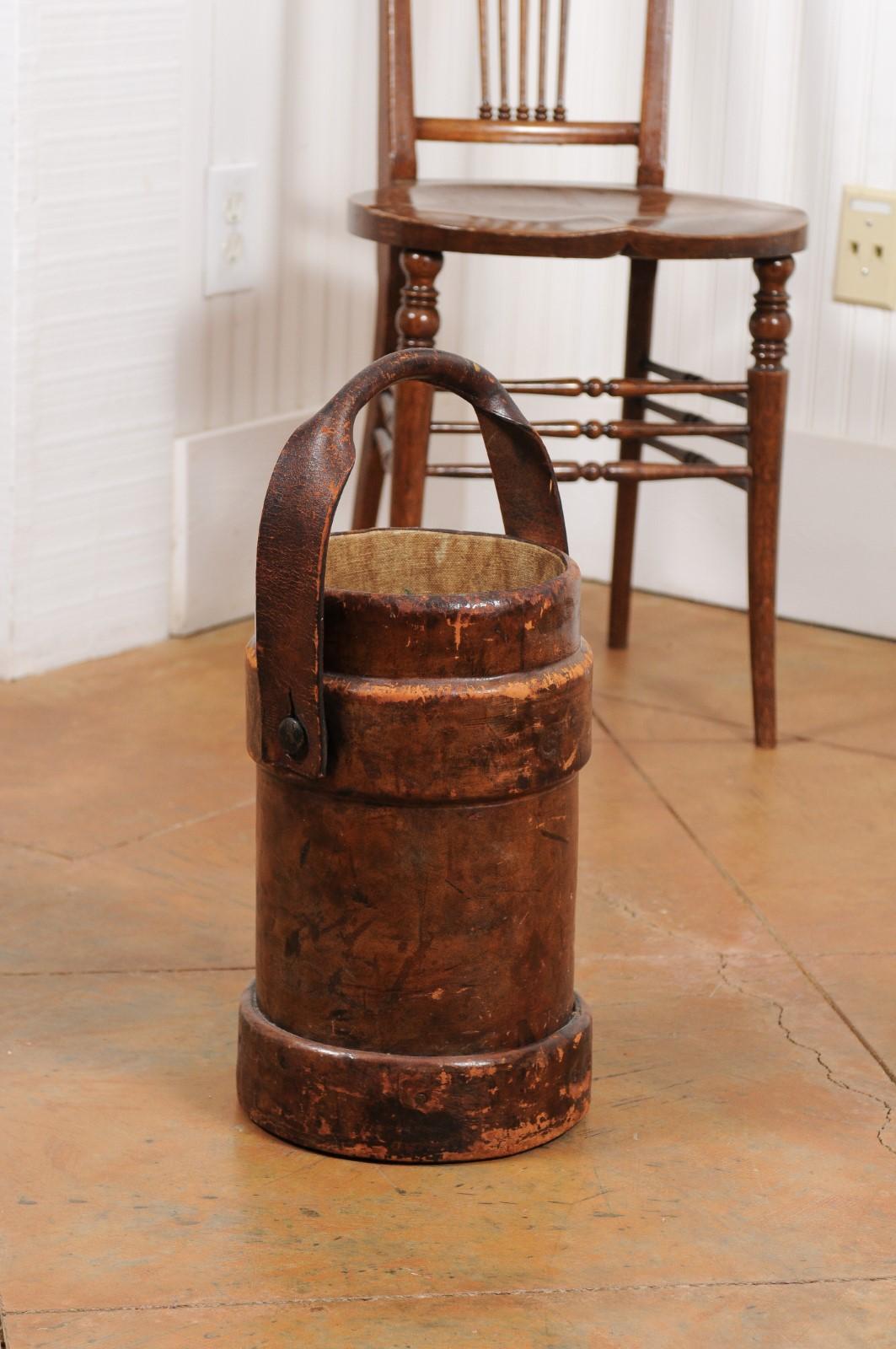20th Century British Royal Navy Leather Cordite Bucket with BH & G Ltd Stamp on the Underside