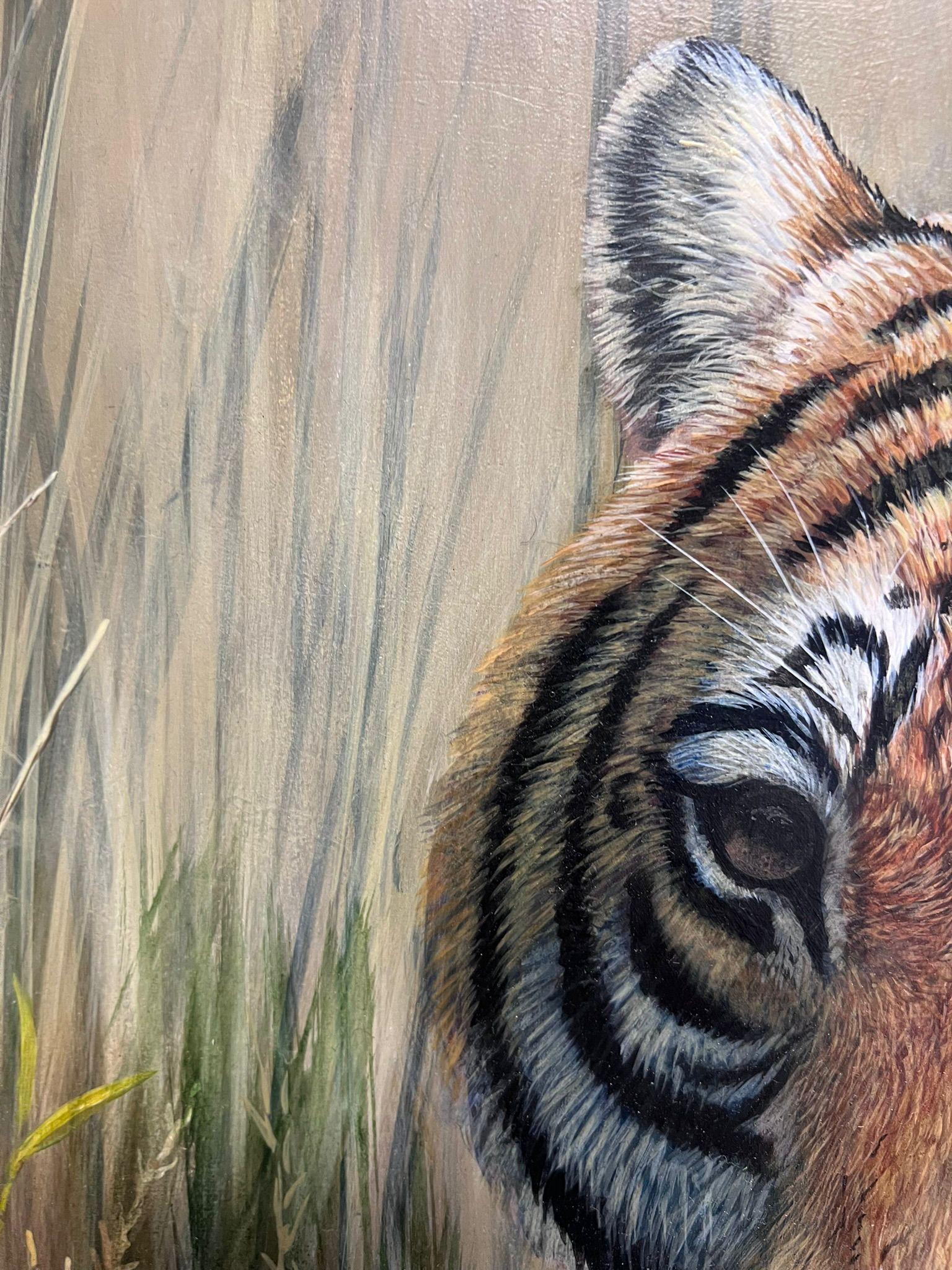 Majestic Tigre Erba Alta Realistica Fauna Selvatica Britannica Pittura ad Olio Cornice Ornata in vendita 7