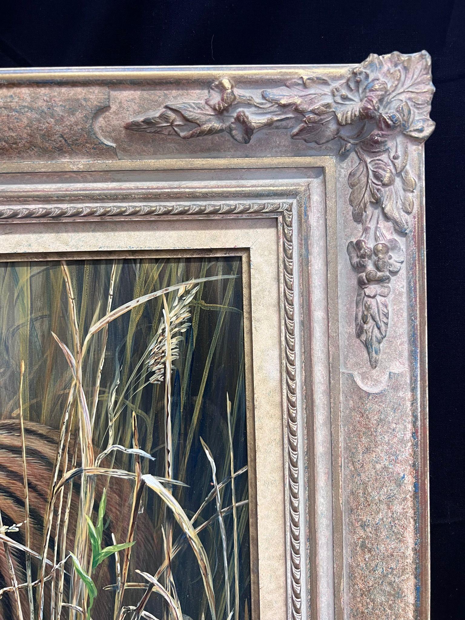 Majestic Tigre Erba Alta Realistica Fauna Selvatica Britannica Pittura ad Olio Cornice Ornata in vendita 1