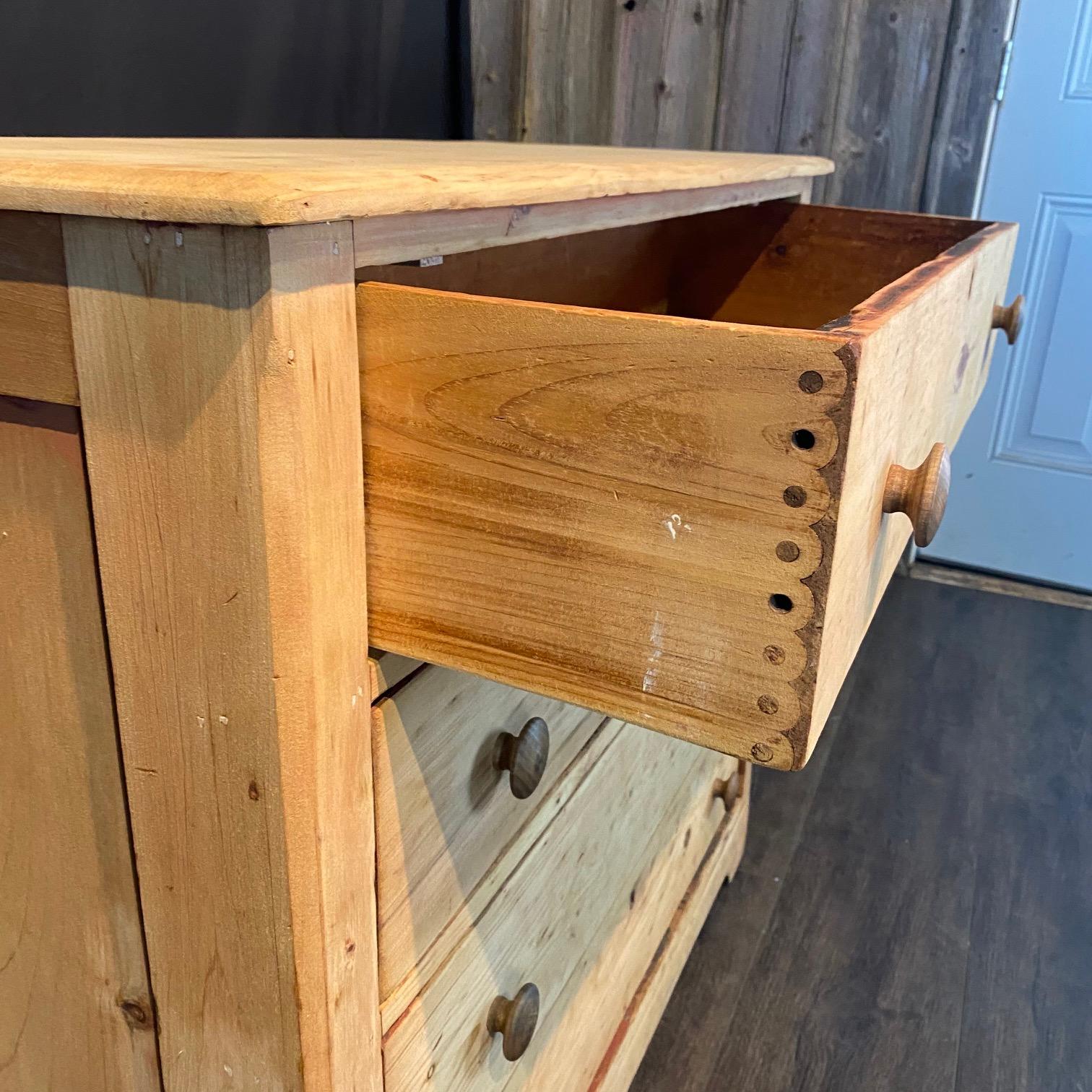 British Scrubbed Pine Chest of Drawers Dresser or Commode For Sale 2