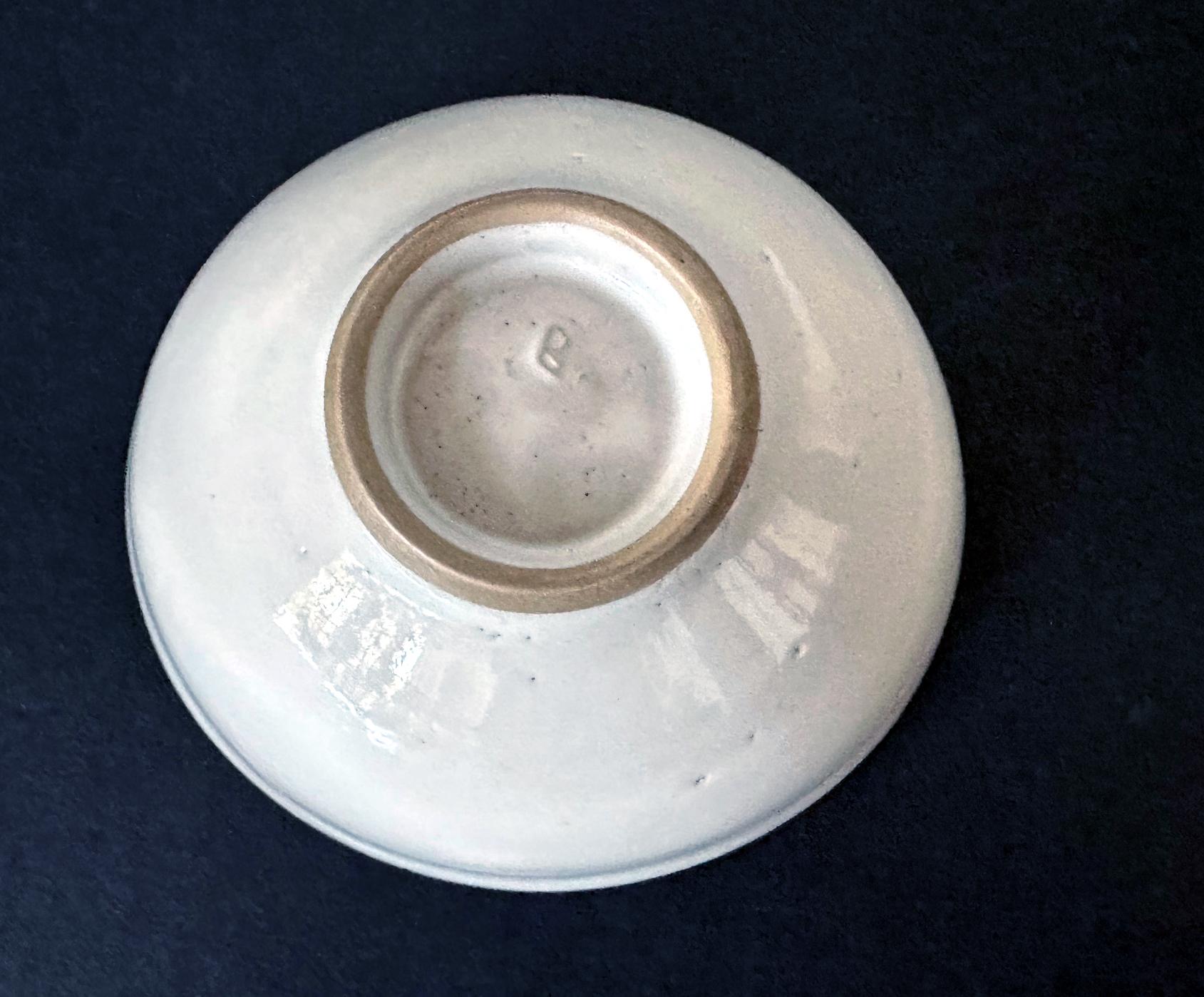Cuenco de cerámica del Estudio Británico con esmalte de magnesio Lucie Rie en venta 2