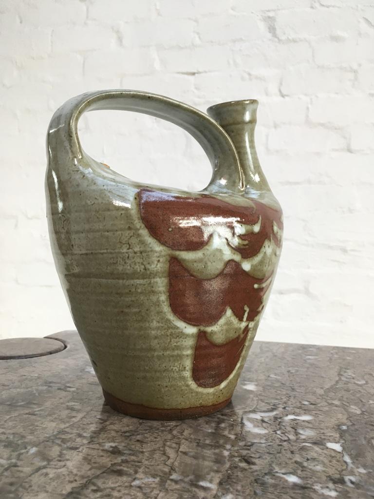 British Studio Pottery Carafe by Joe Finch, Mid-Late 1980s In Excellent Condition For Sale In Melbourne, AU