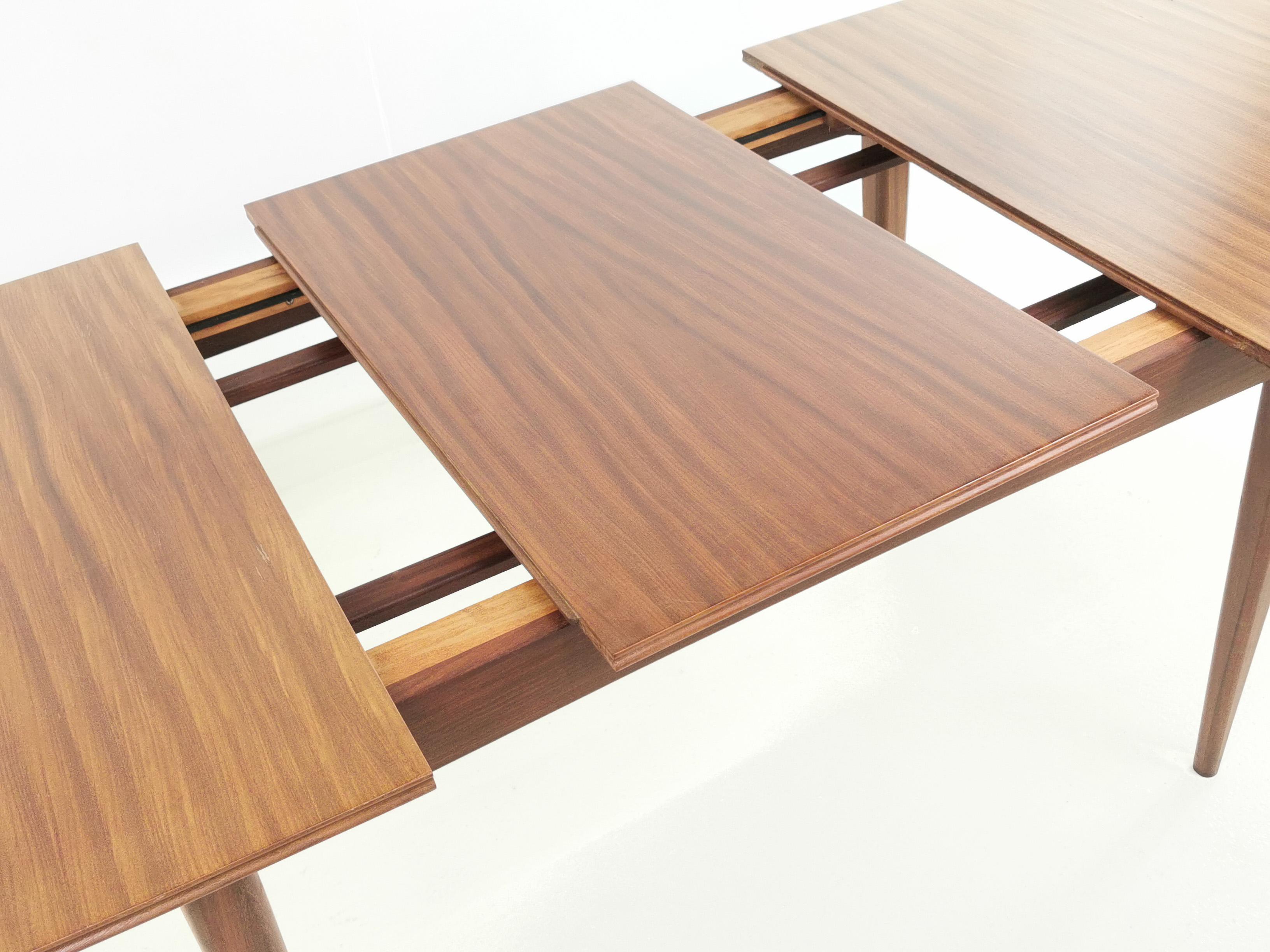 British Teak Dining Table, Richard Hornby for Fyne Ladye Heals Midcentury, 1960s In Good Condition For Sale In STOKE ON TRENT, GB