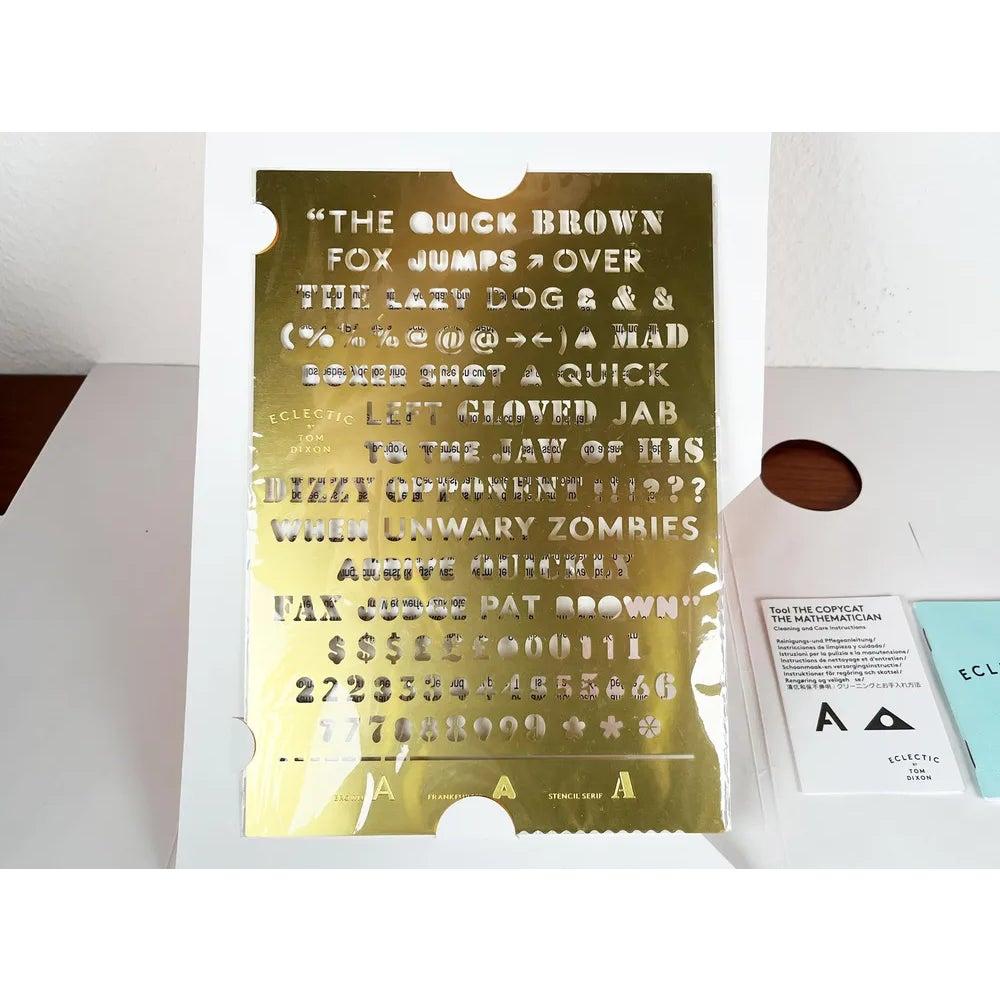 Britisches, eklektisches Copycat-Messing-Stickerei-Schablonenwerkzeug A von Tom Dixon (Postmoderne) im Angebot