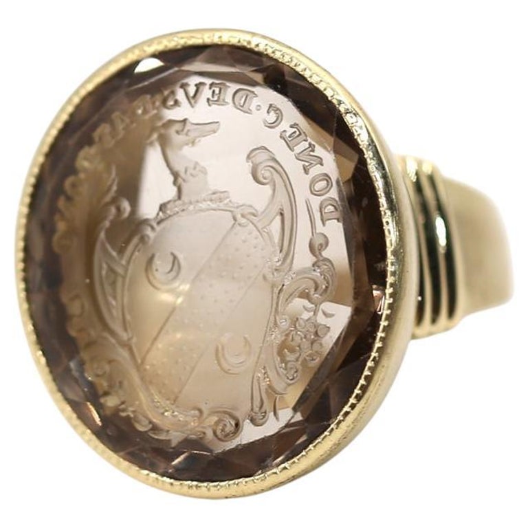 Bague chevalière en or 14K à la topaze britannique Devise Donec